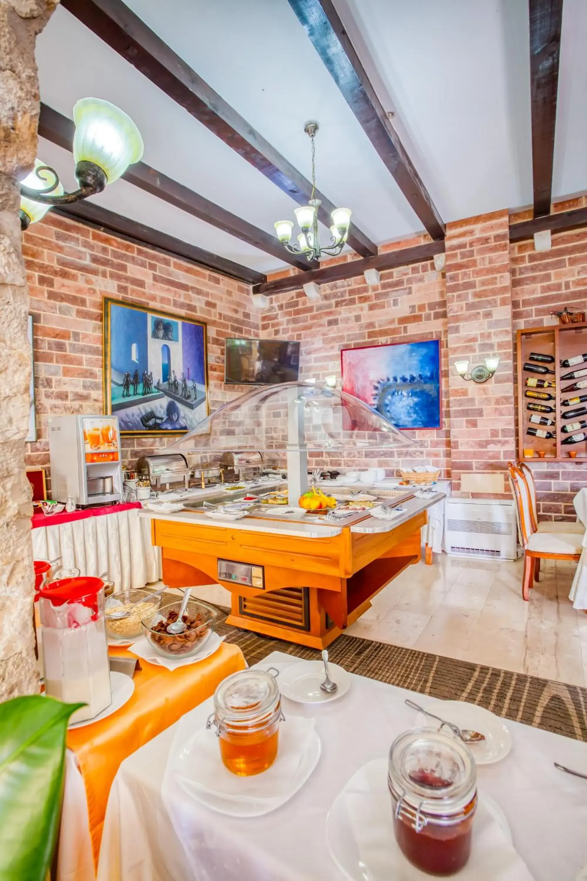 Breakfast in Hotel Palata Venezia Breakfast in Hotel Palata Venezia