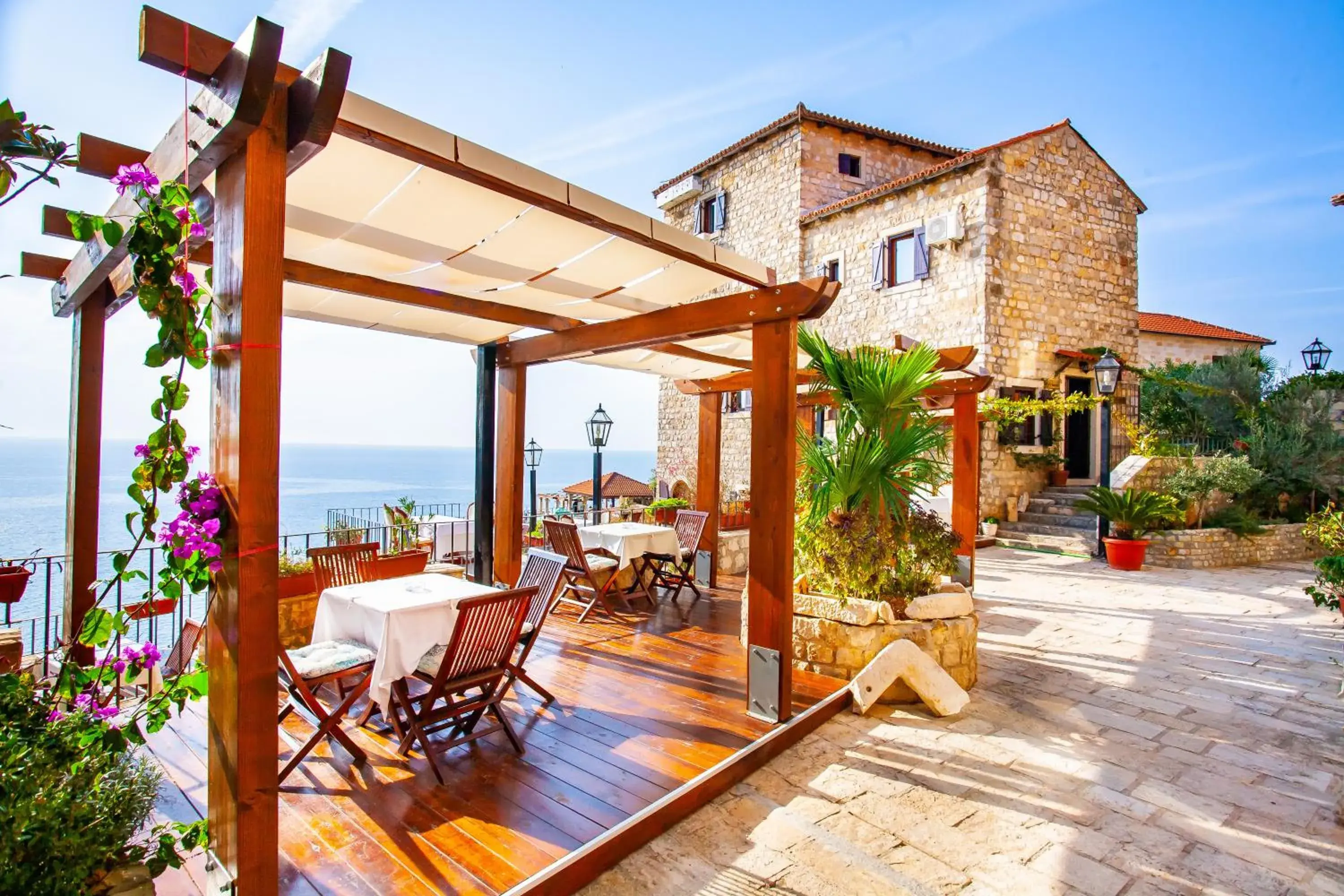 Property building in Hotel Palata Venezia Property building in Hotel Palata Venezia