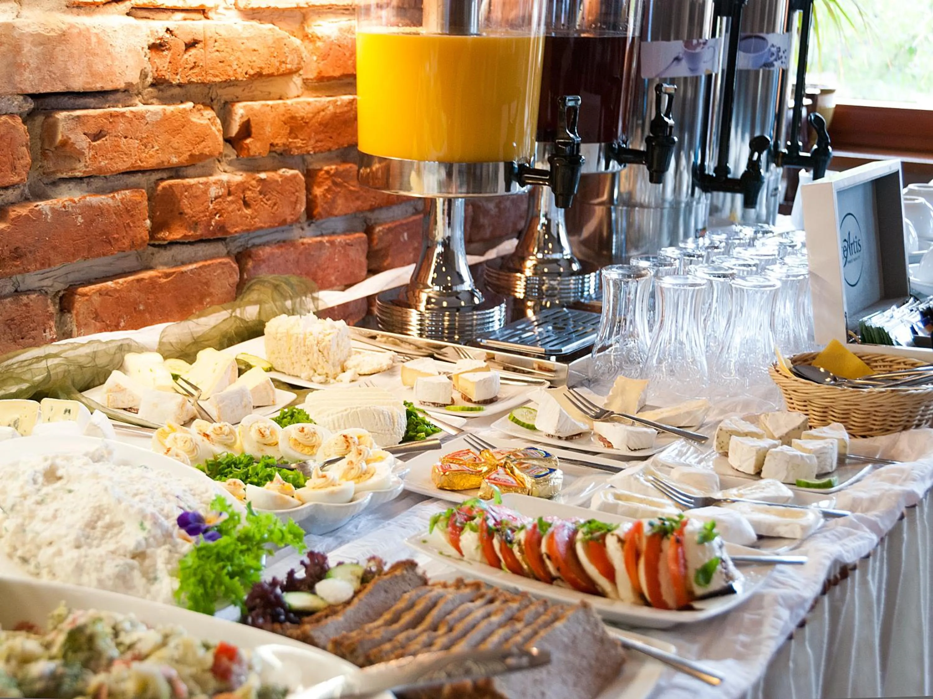 Buffet breakfast in Słoneczny Dwór