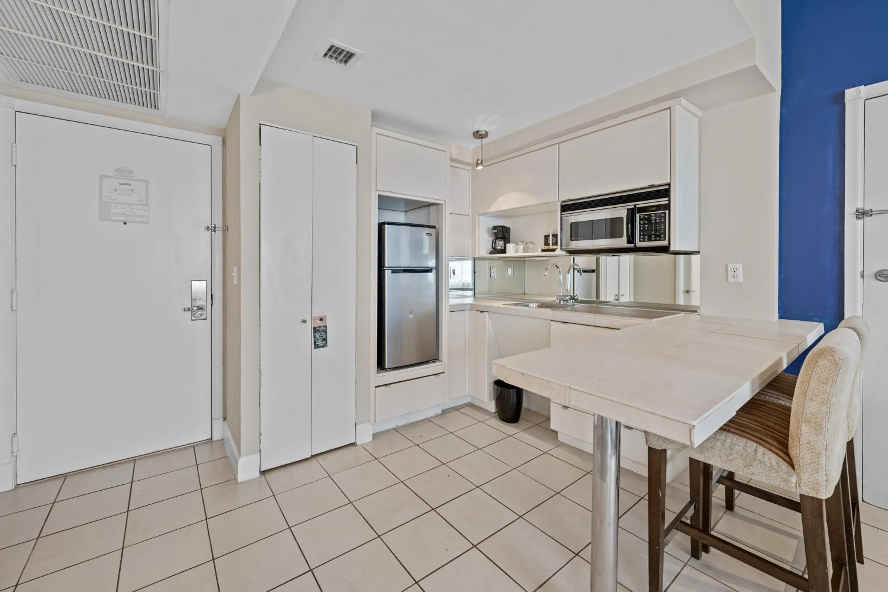 Living room in The Sagamore Hotel South Beach