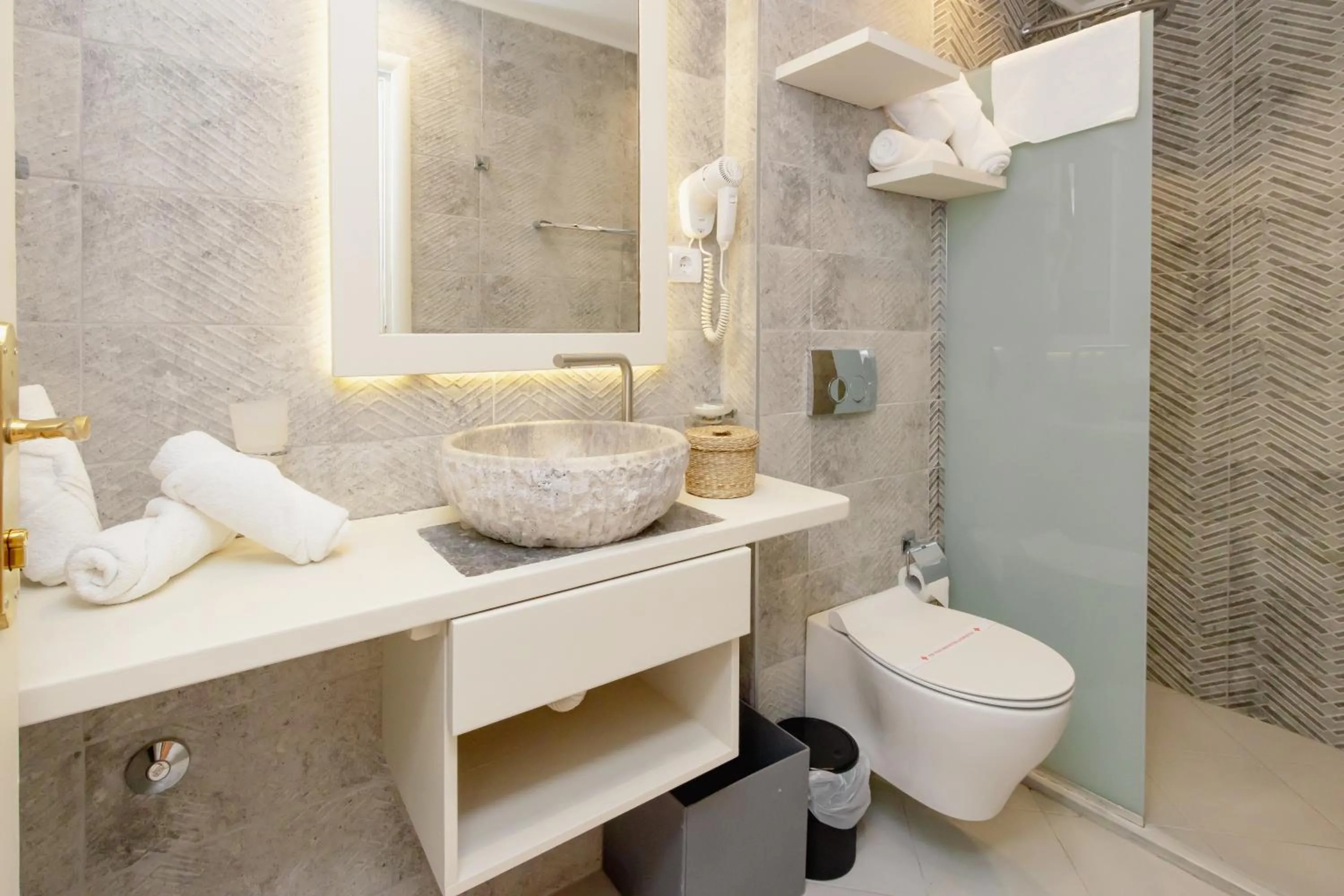 Bathroom in Apartments Bazar