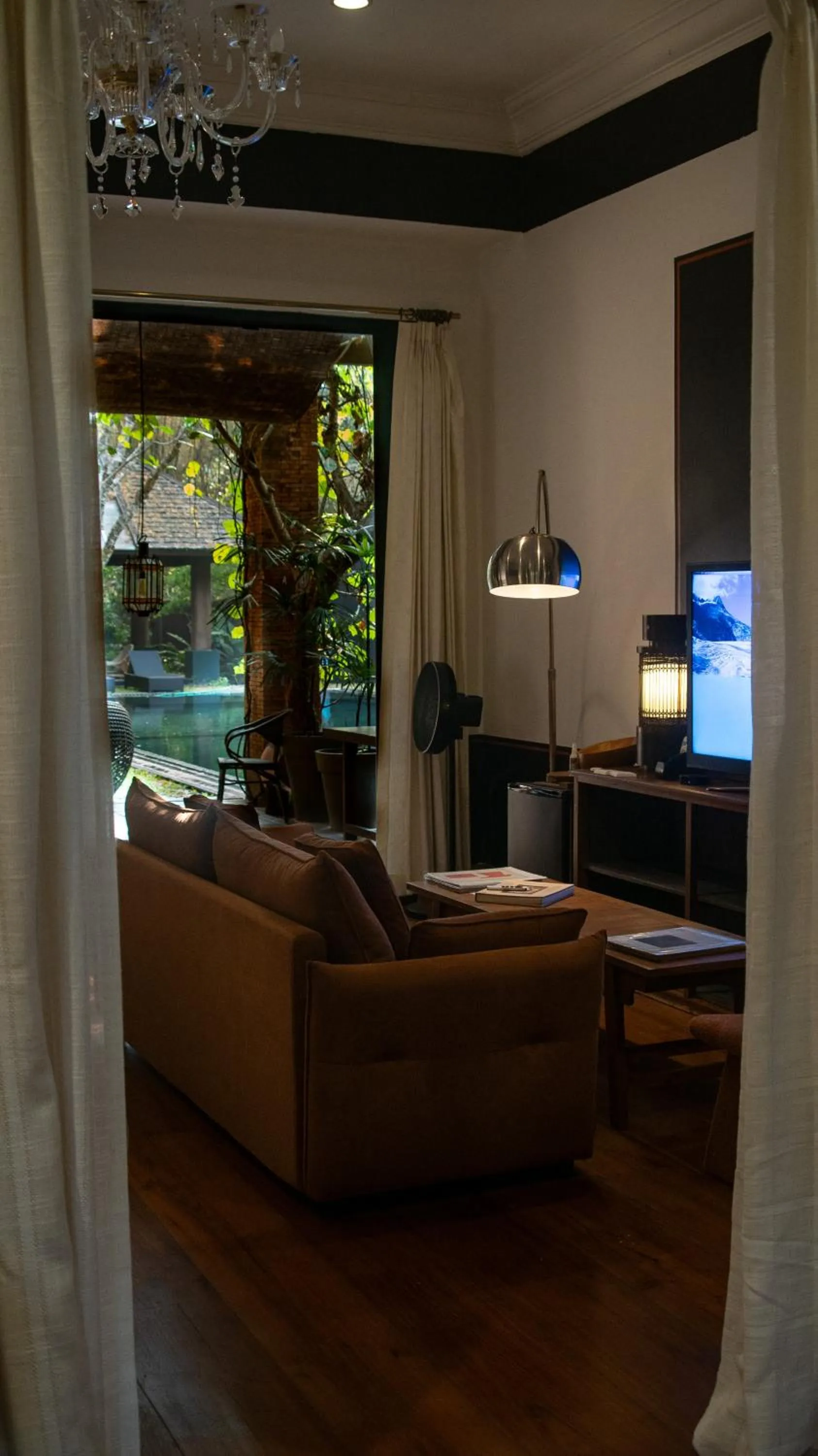 Living room in Chandra Residence