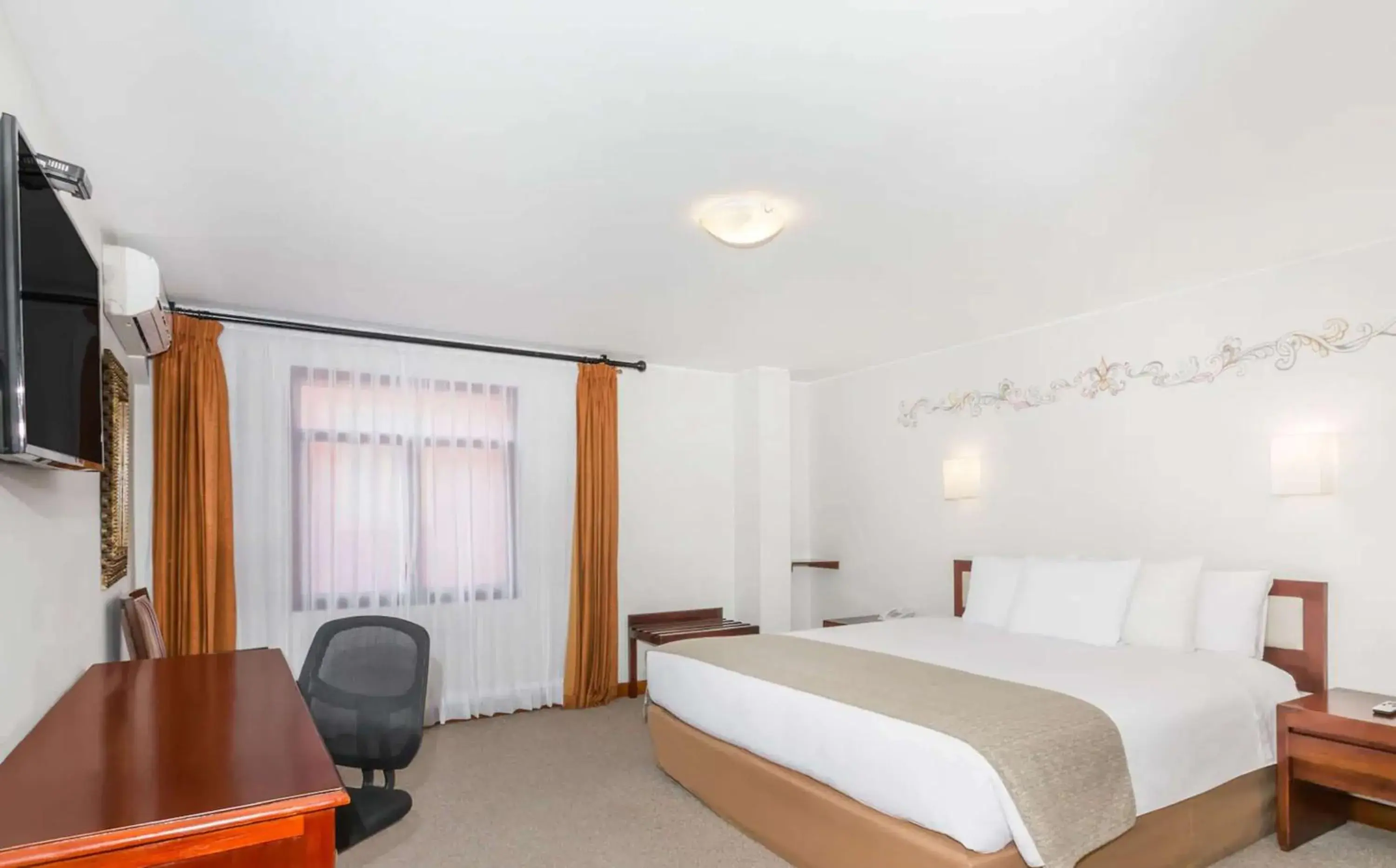 Bedroom, Bed in Wyndham Costa del Sol Cusco Bedroom, Bed in Wyndham Costa del Sol Cusco