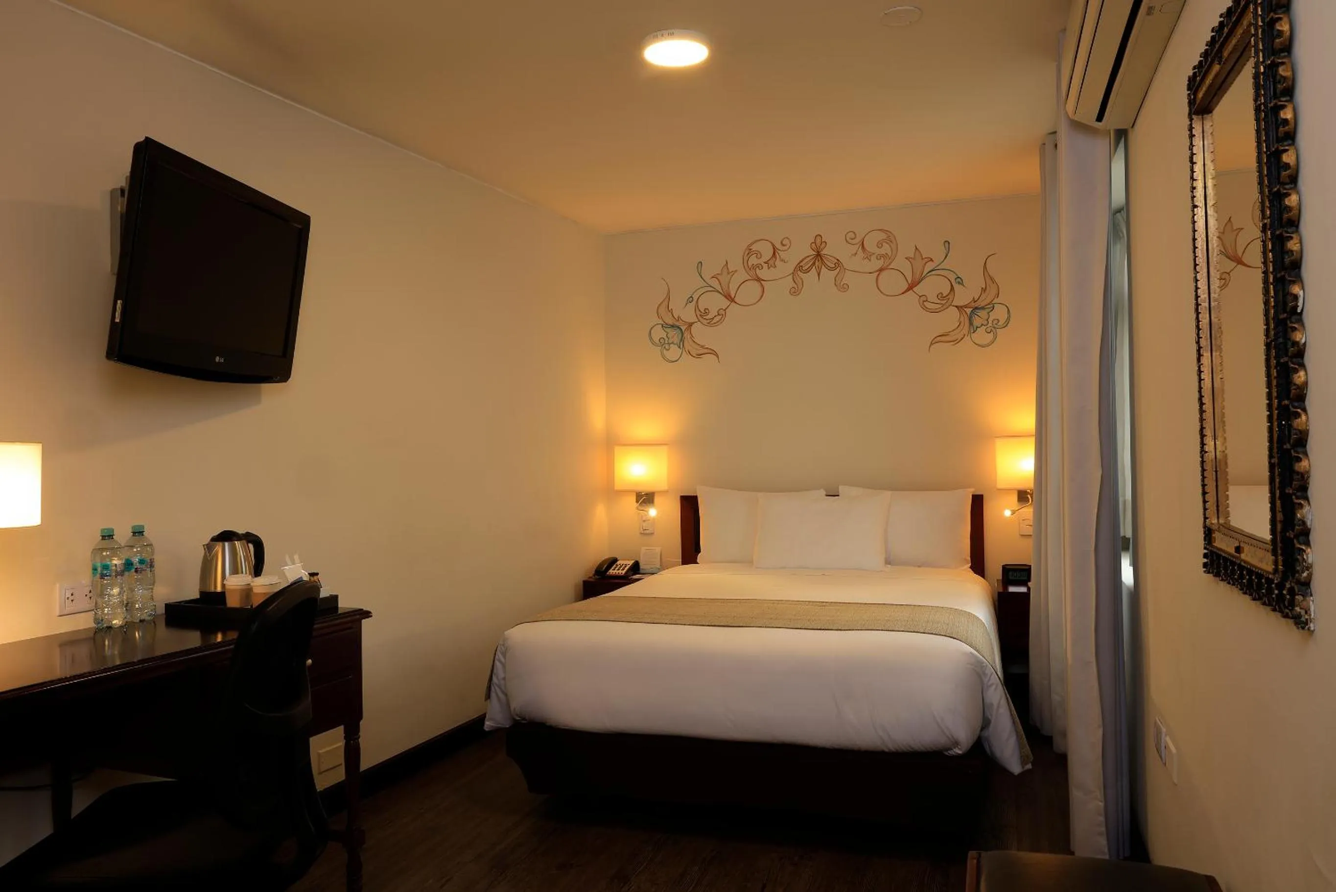 Bedroom, Bed in Wyndham Costa del Sol Cusco