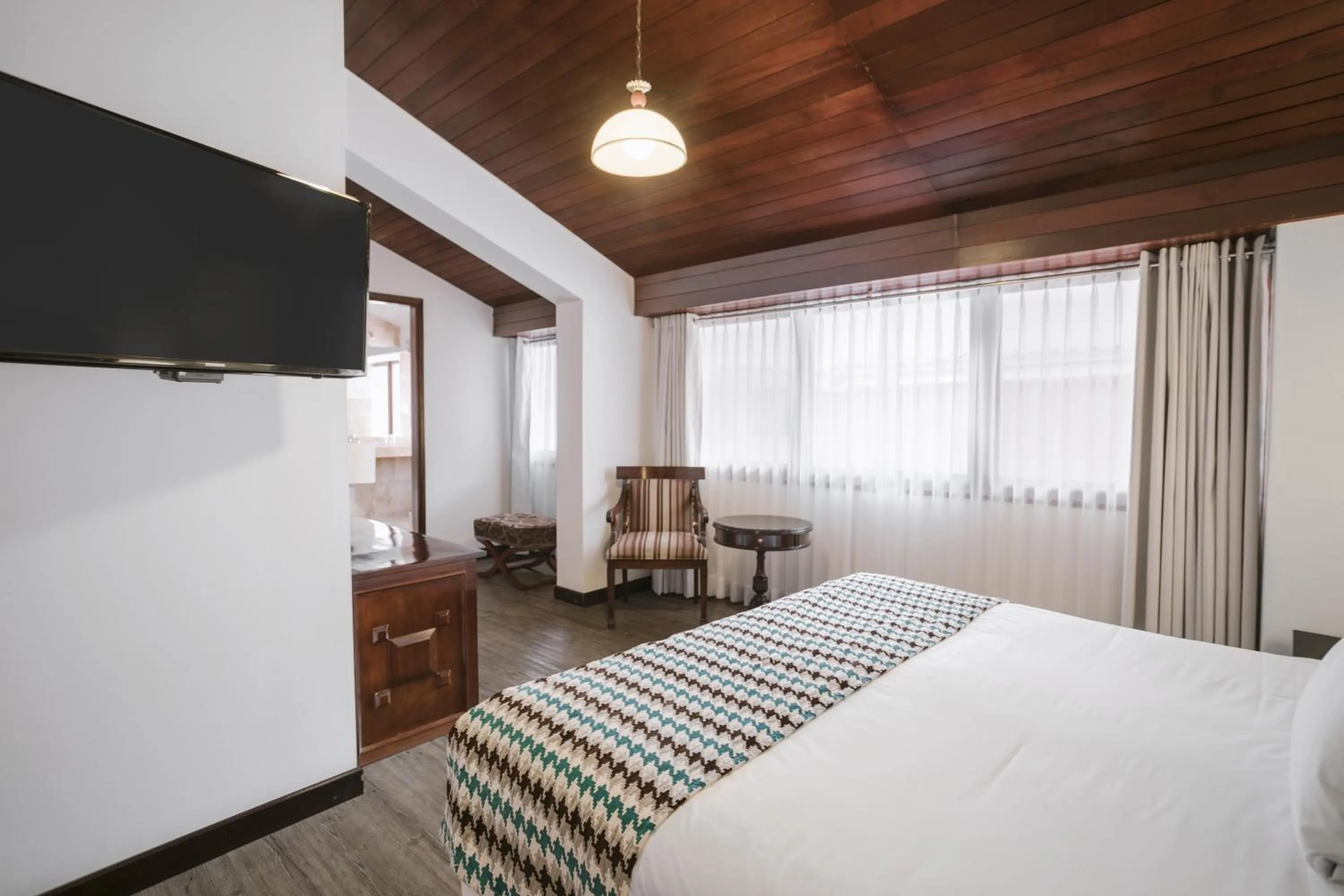 Bedroom, Bed in Wyndham Costa del Sol Cusco