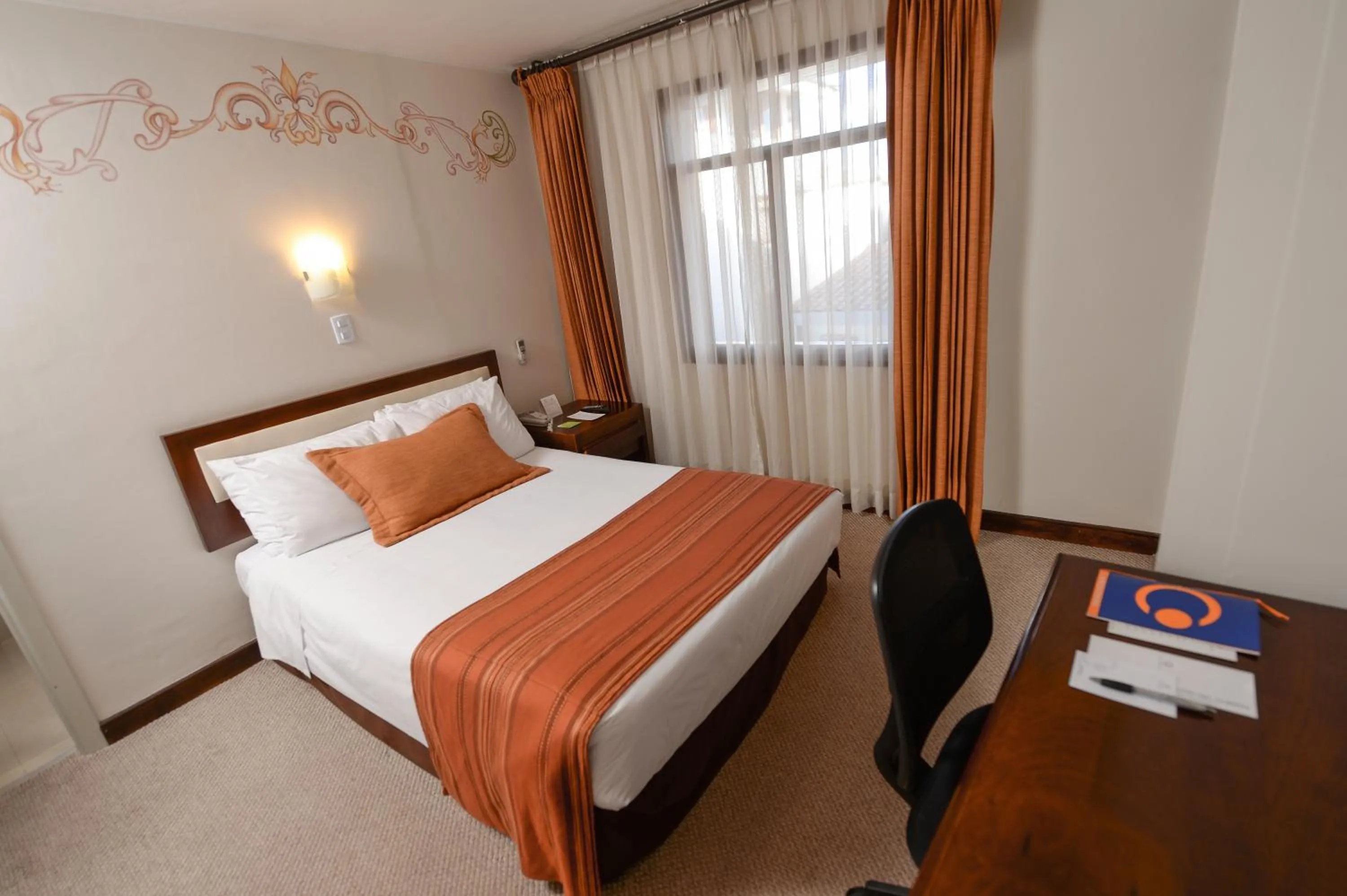 Bedroom, Bed in Wyndham Costa del Sol Cusco