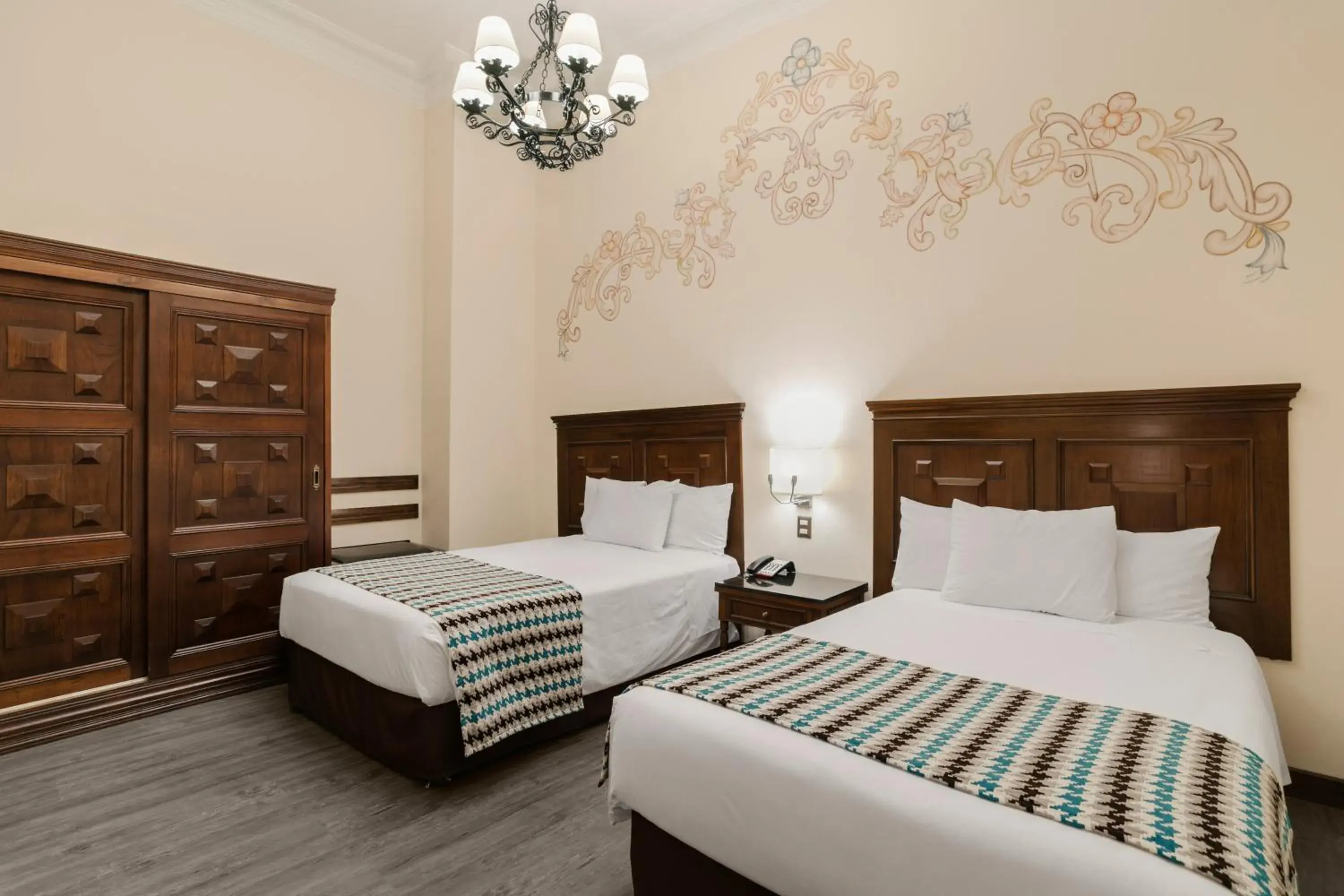 Colonial Family Room in Wyndham Costa del Sol Cusco Colonial Family Room in Wyndham Costa del Sol Cusco