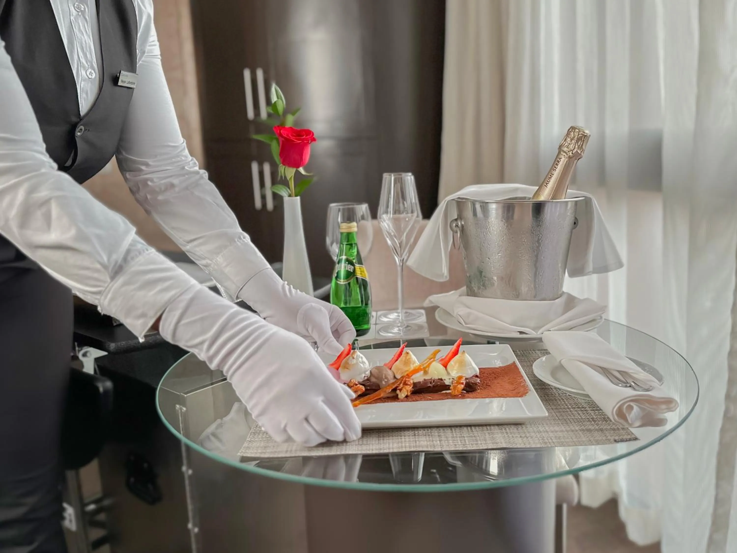 room service in Barceló Santo Domingo