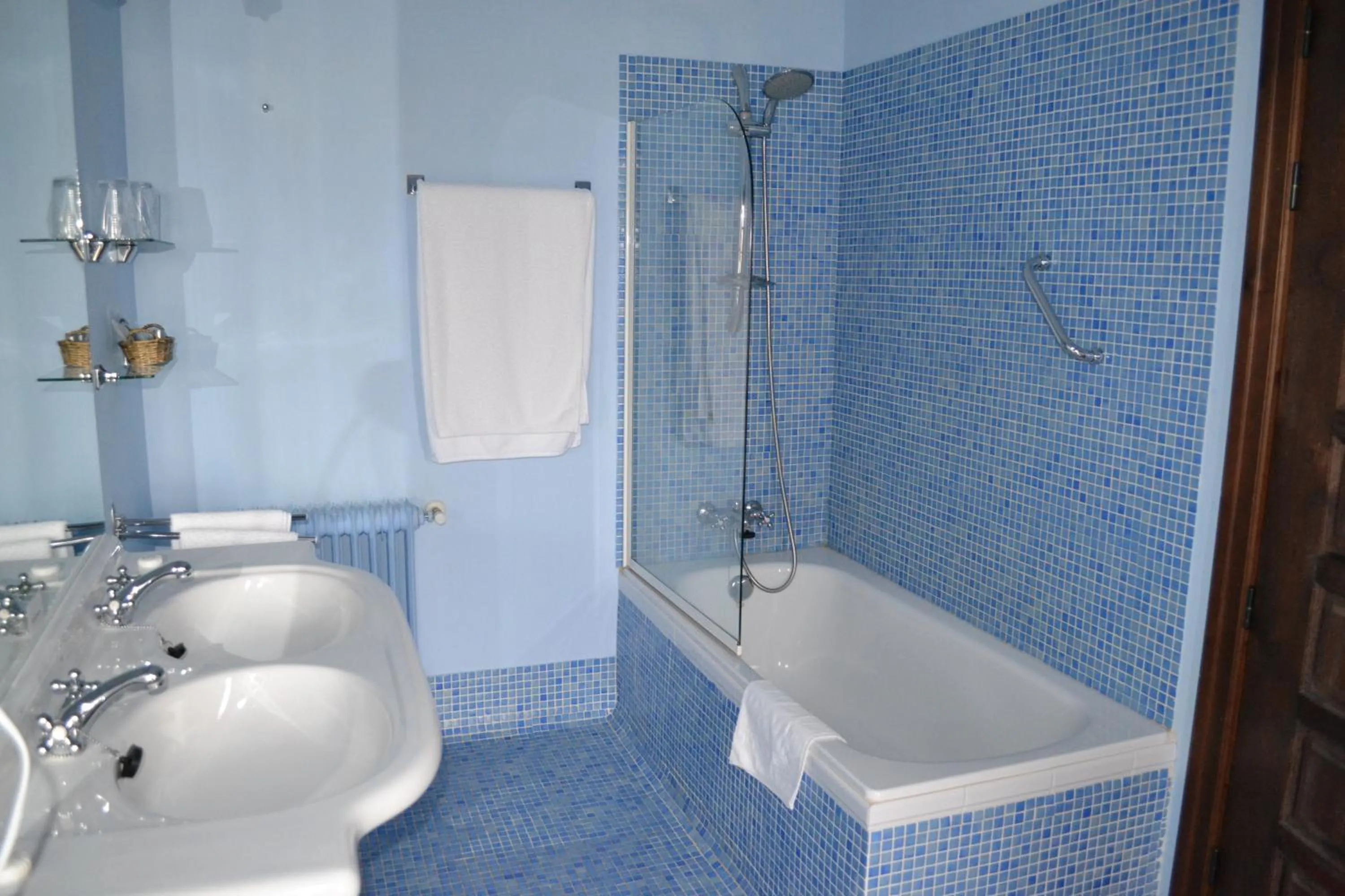 Bathroom in La Posada Real del Pinar