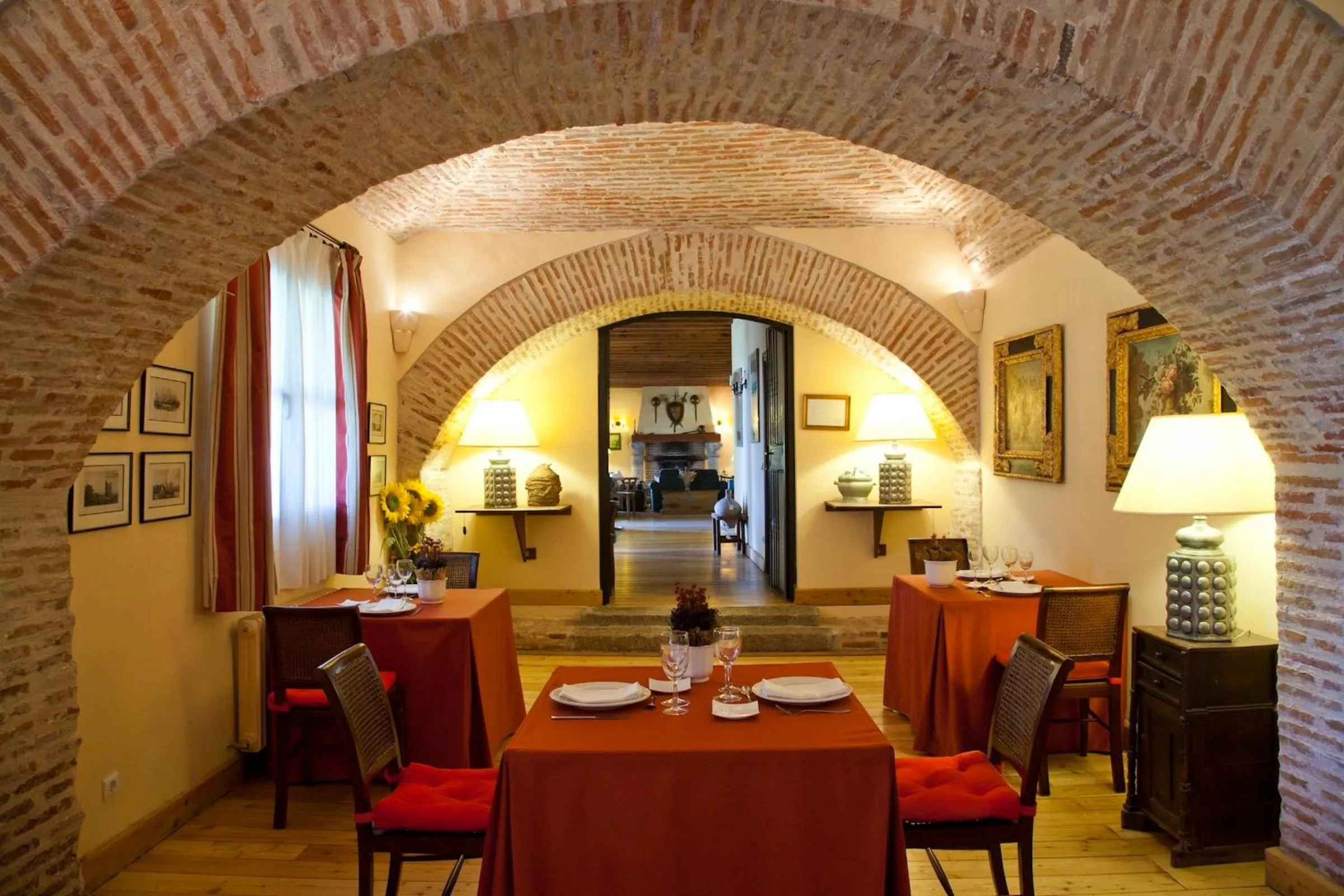 Restaurant/places to eat in La Posada Real del Pinar