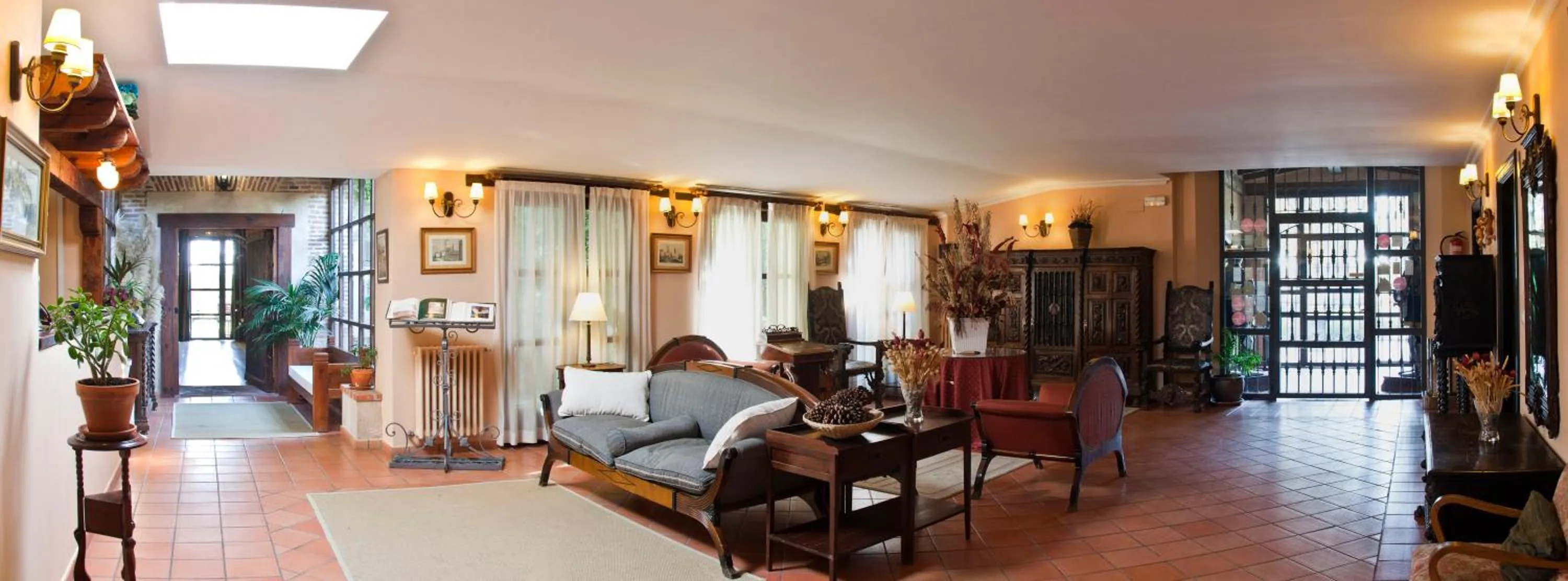 Lounge or bar in La Posada Real del Pinar