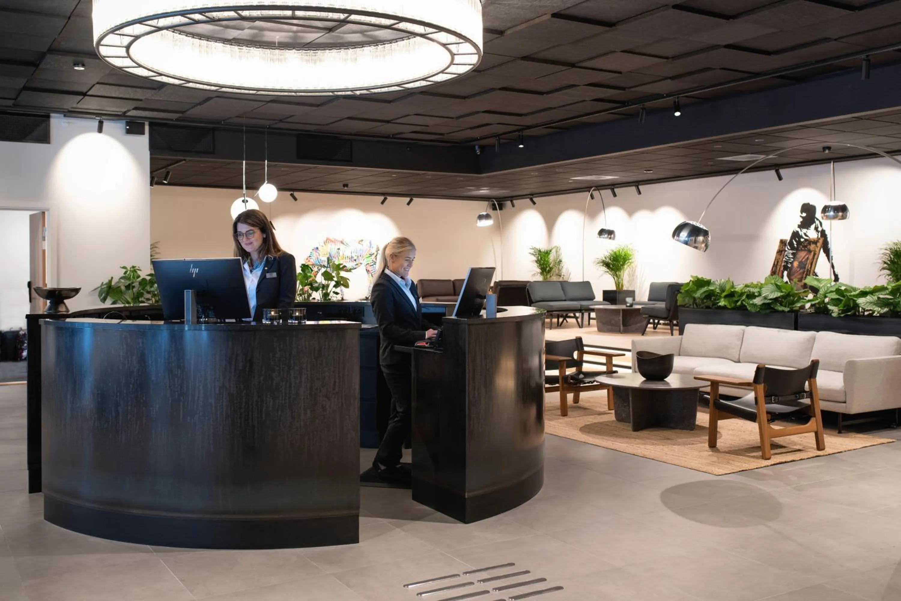 Lobby or reception in Thon Partner Hotel Norge