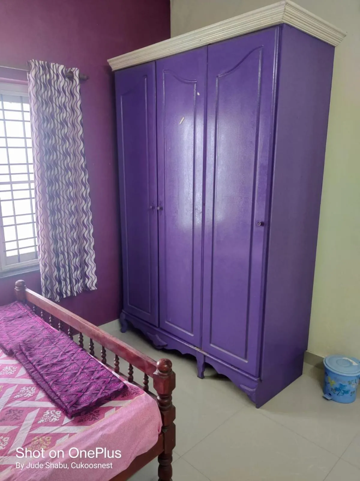 wardrobe, Bed in Cukoos Nest