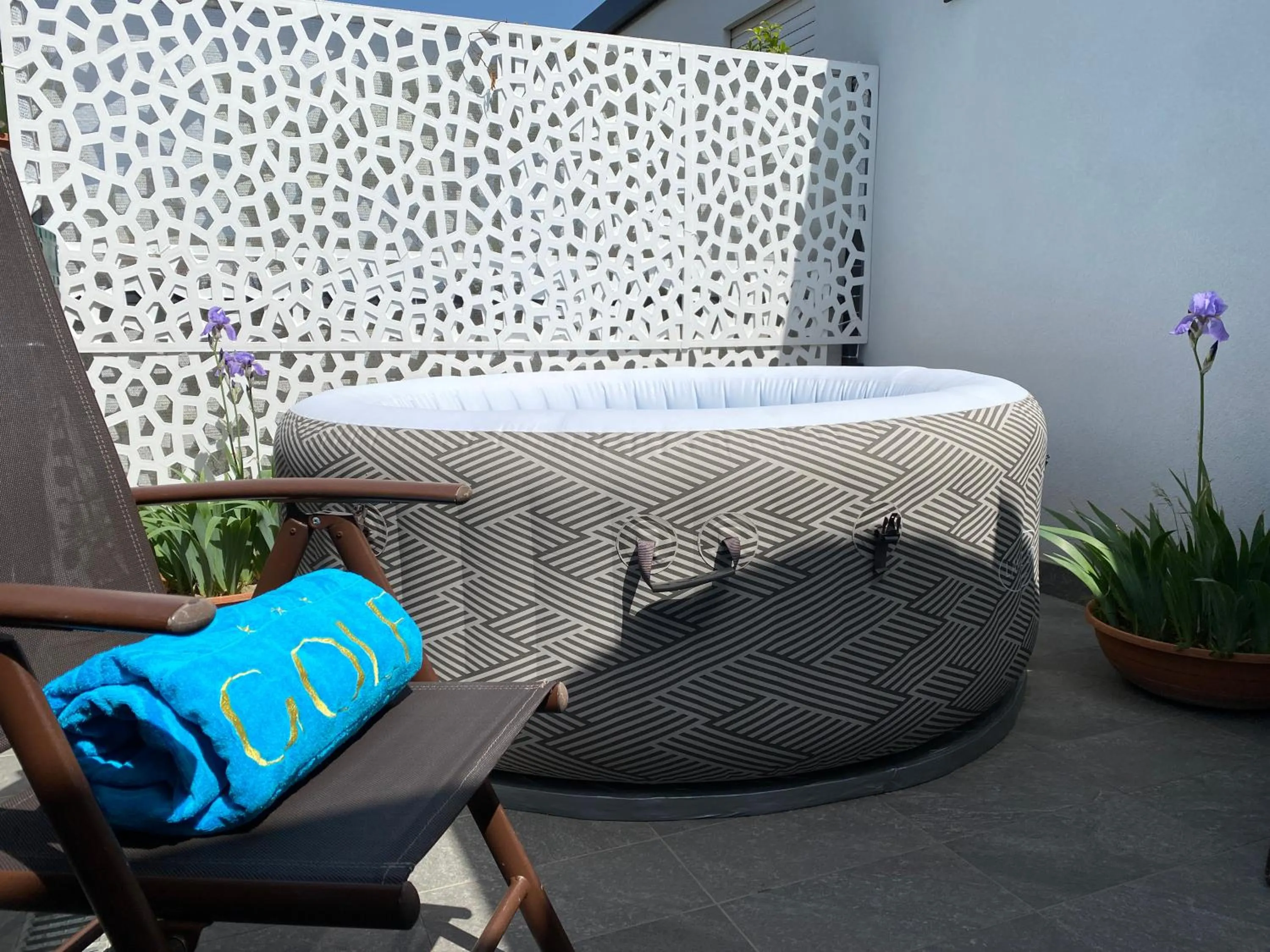 Hot Tub in Golf Hotel