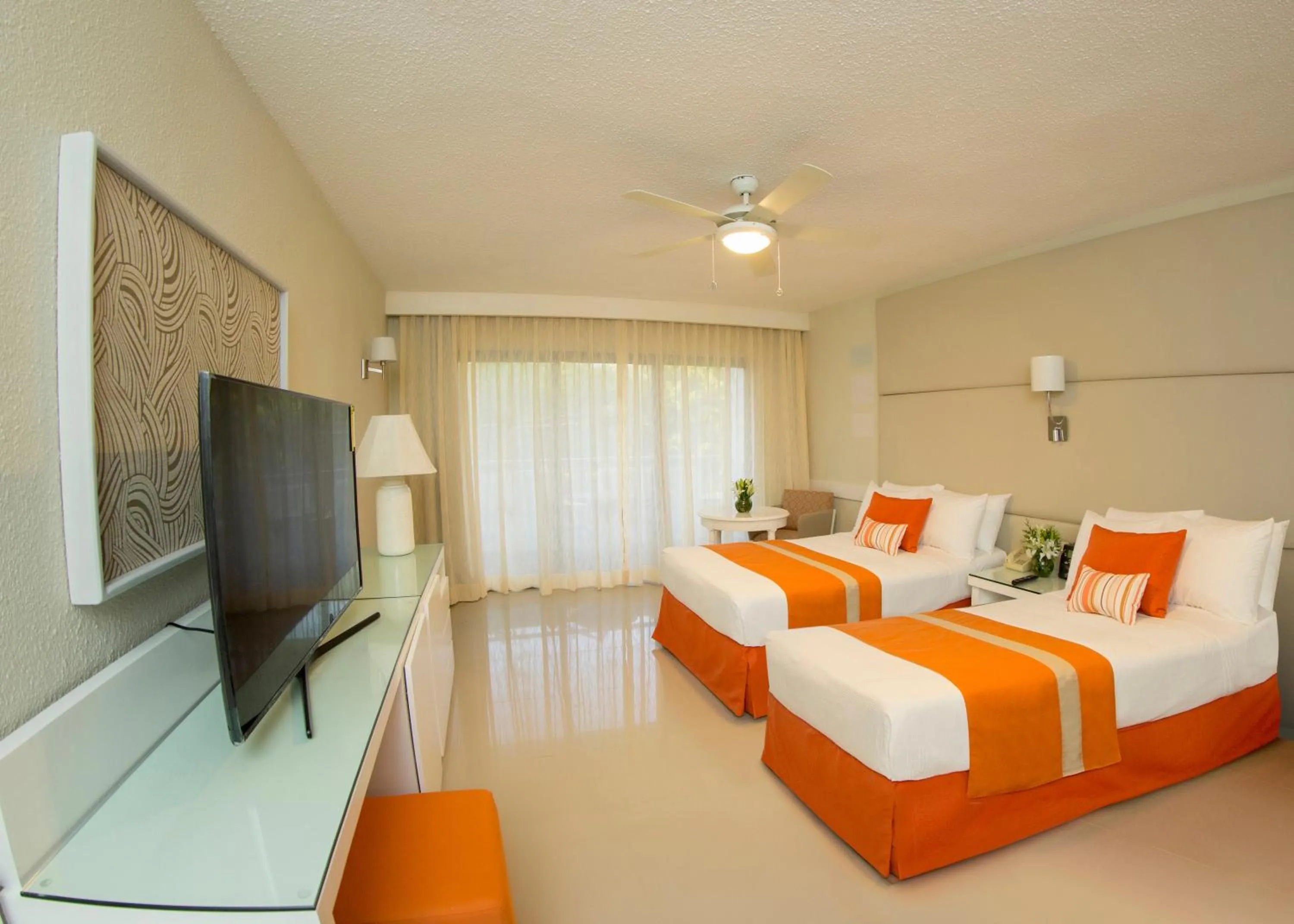 Photo of the whole room, TV/Entertainment Center in Sunscape Puerto Plata