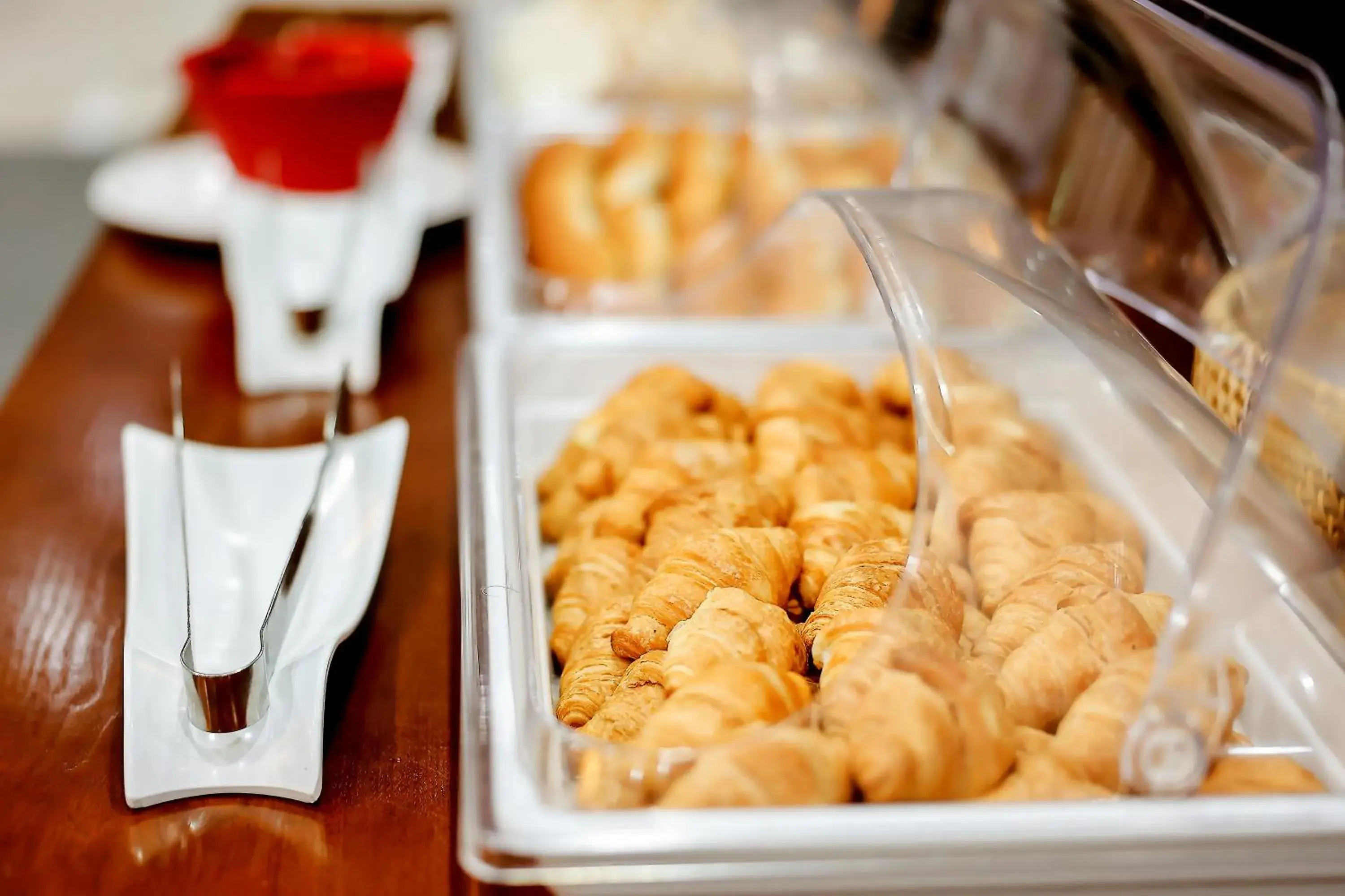 Continental breakfast in Shin Shin Hotel Jeju City Continental breakfast in Shin Shin Hotel Jeju City