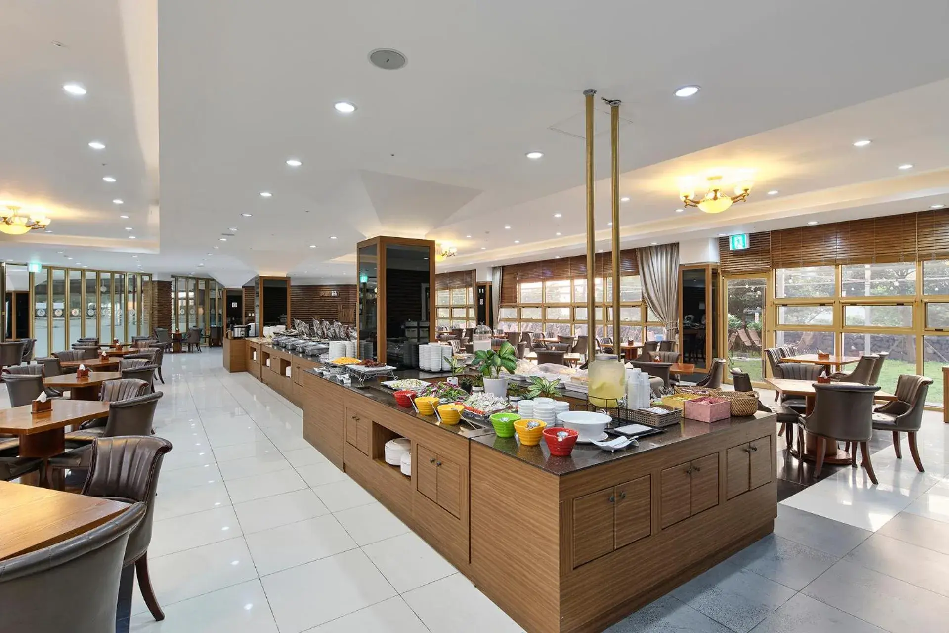 Restaurant/places to eat in Shin Shin Hotel Jeju City Restaurant/places to eat in Shin Shin Hotel Jeju City