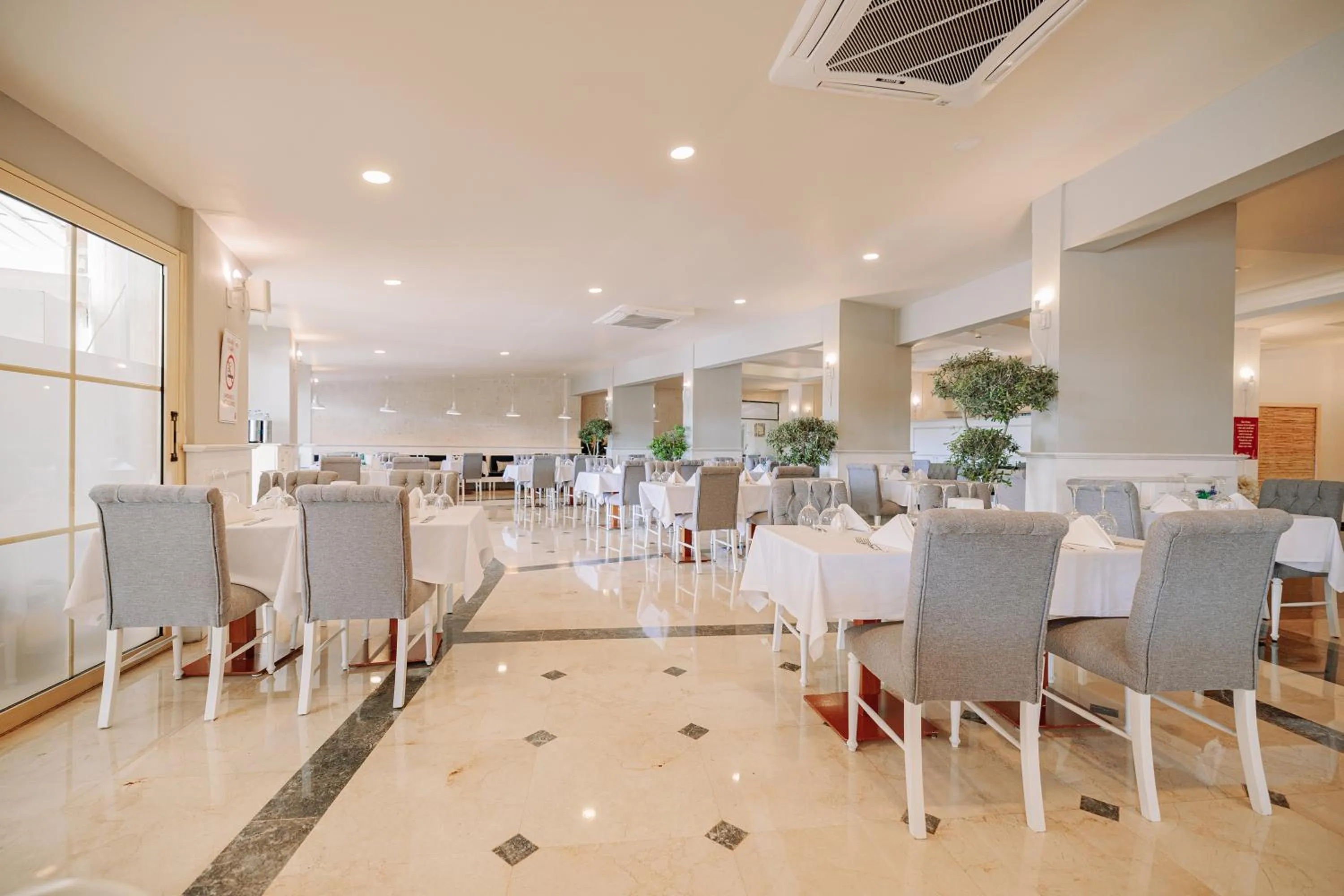 Restaurant/places to eat in Mark Warner Phokaia Beach Resort