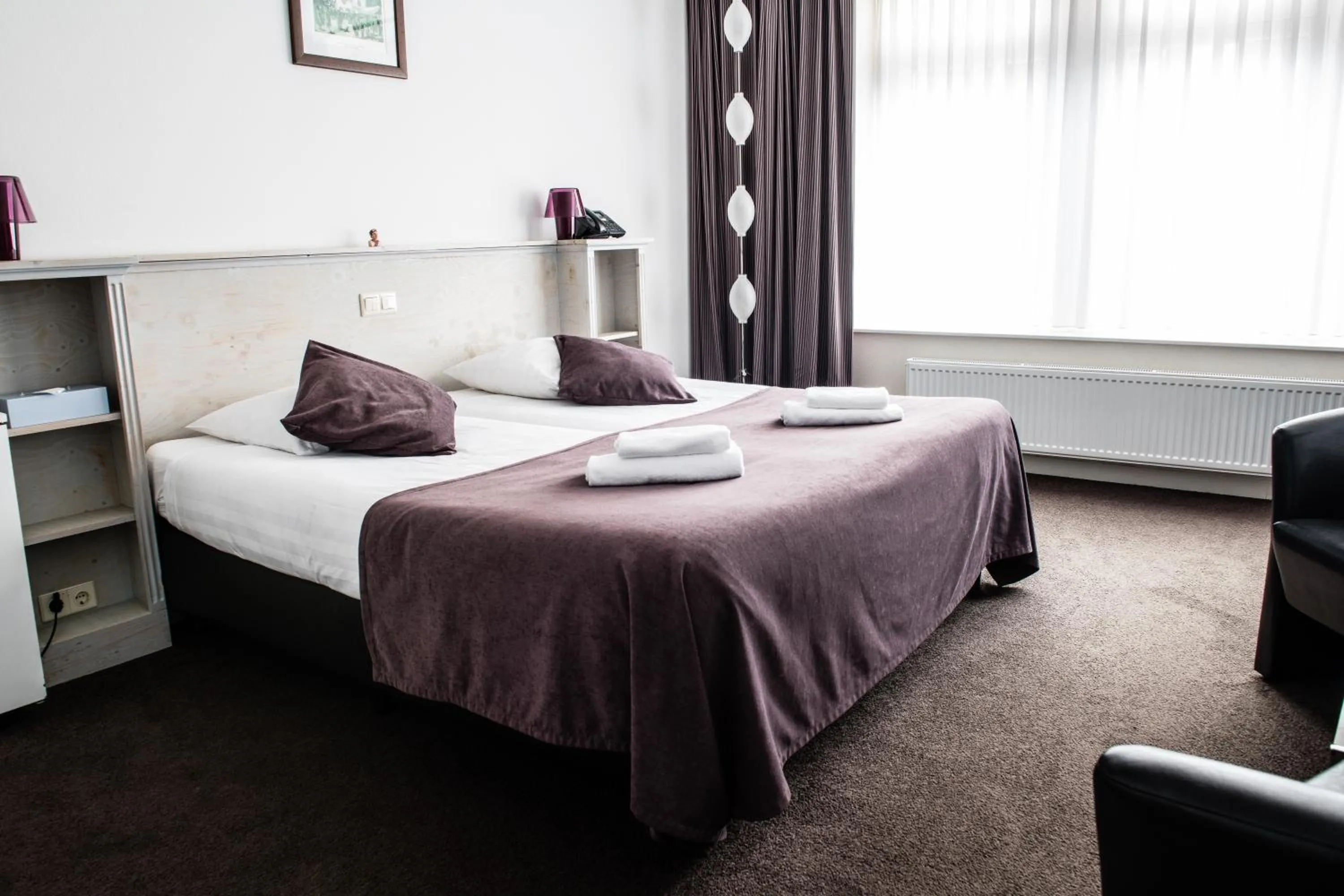 Photo of the whole room, Bed in Hotel de Gaaper