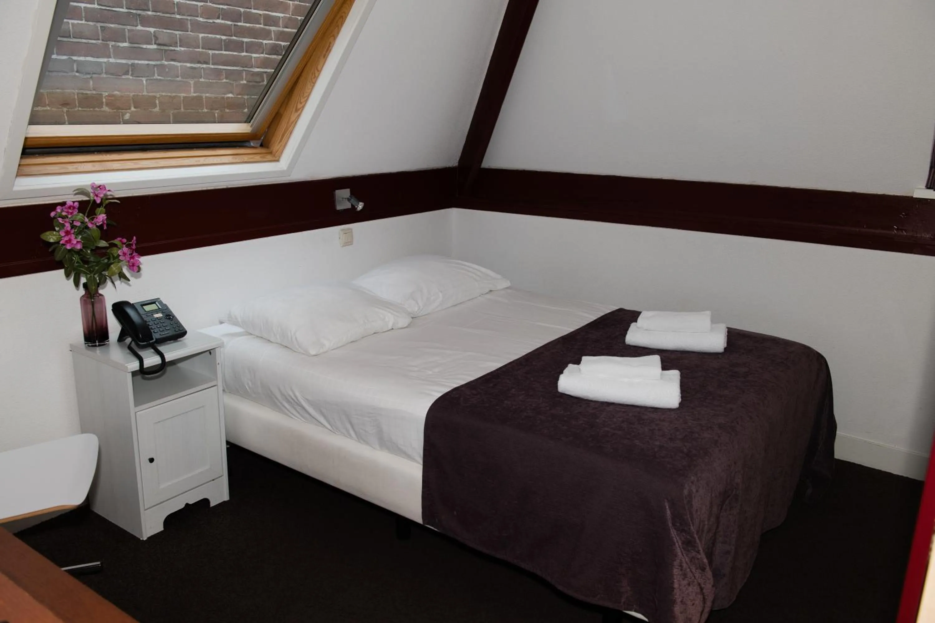 Bed in Hotel de Gaaper