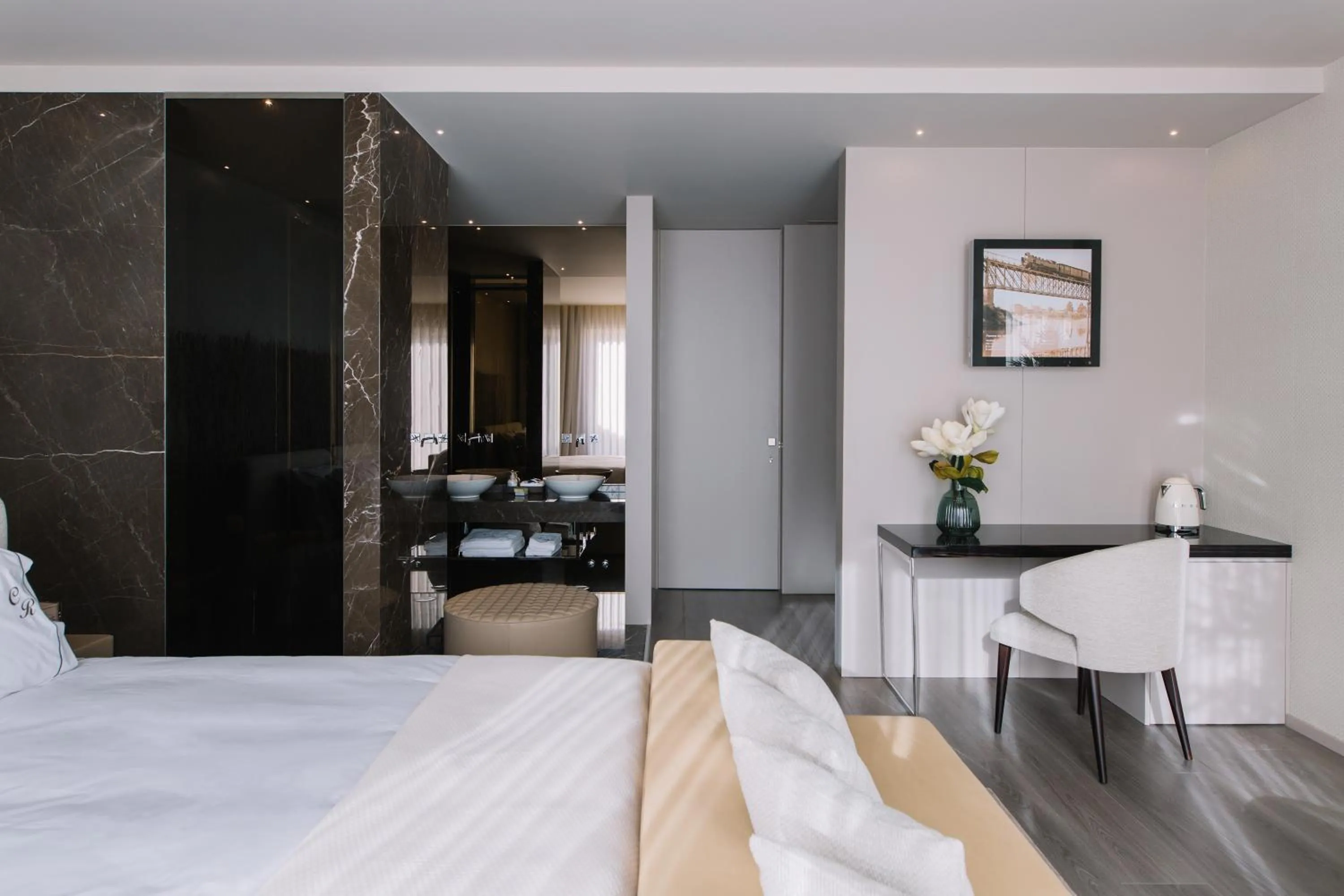 Photo of the whole room, Bed in Casa do Rio charm suites