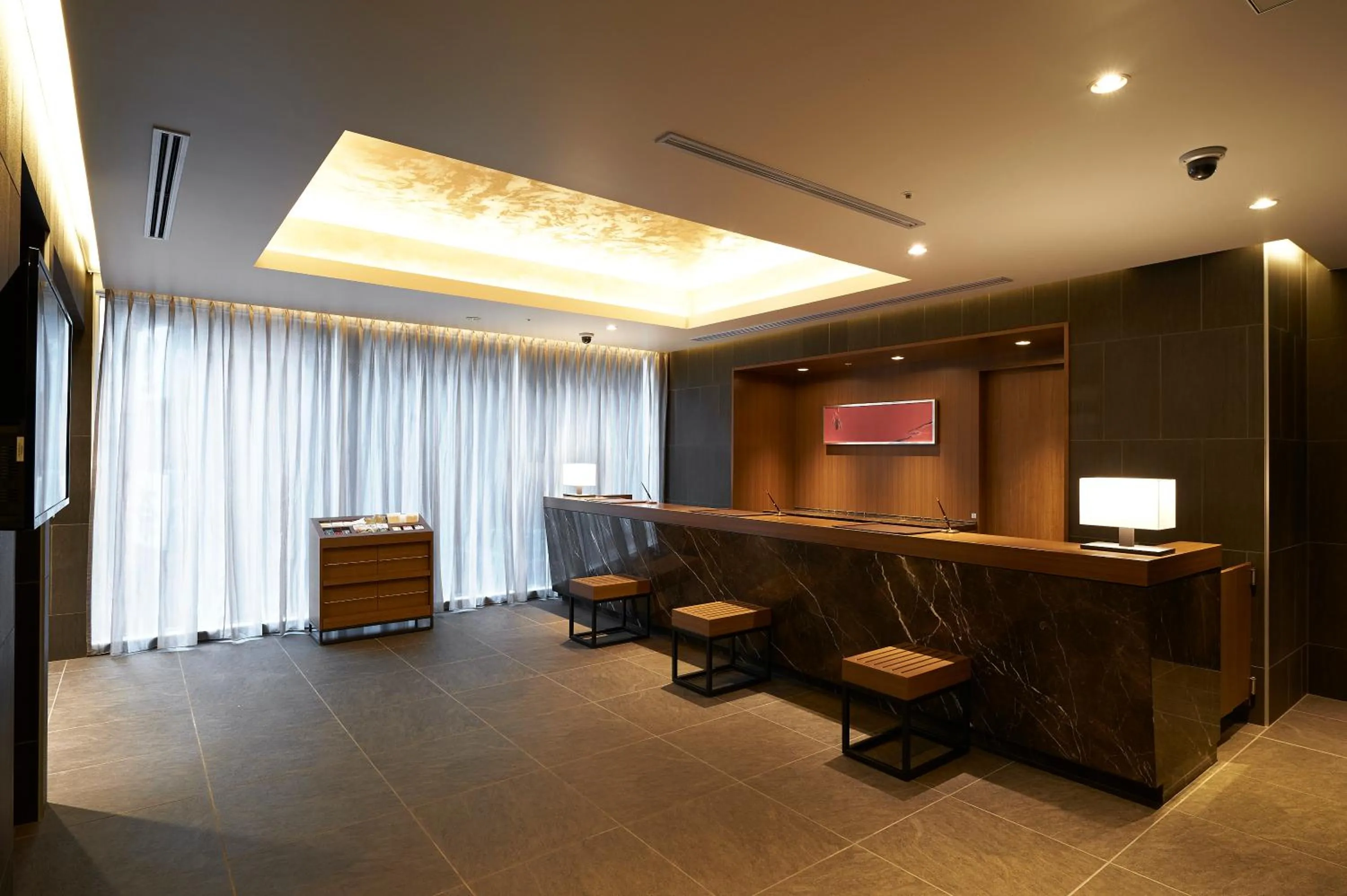 Lobby or reception in Sotetsu Fresa Inn Tokyo Roppongi