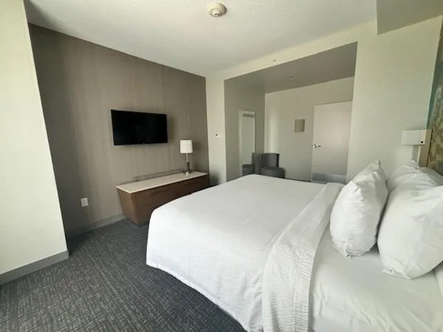 View (from property/room), Bed in Courtyard by Marriott Deptford