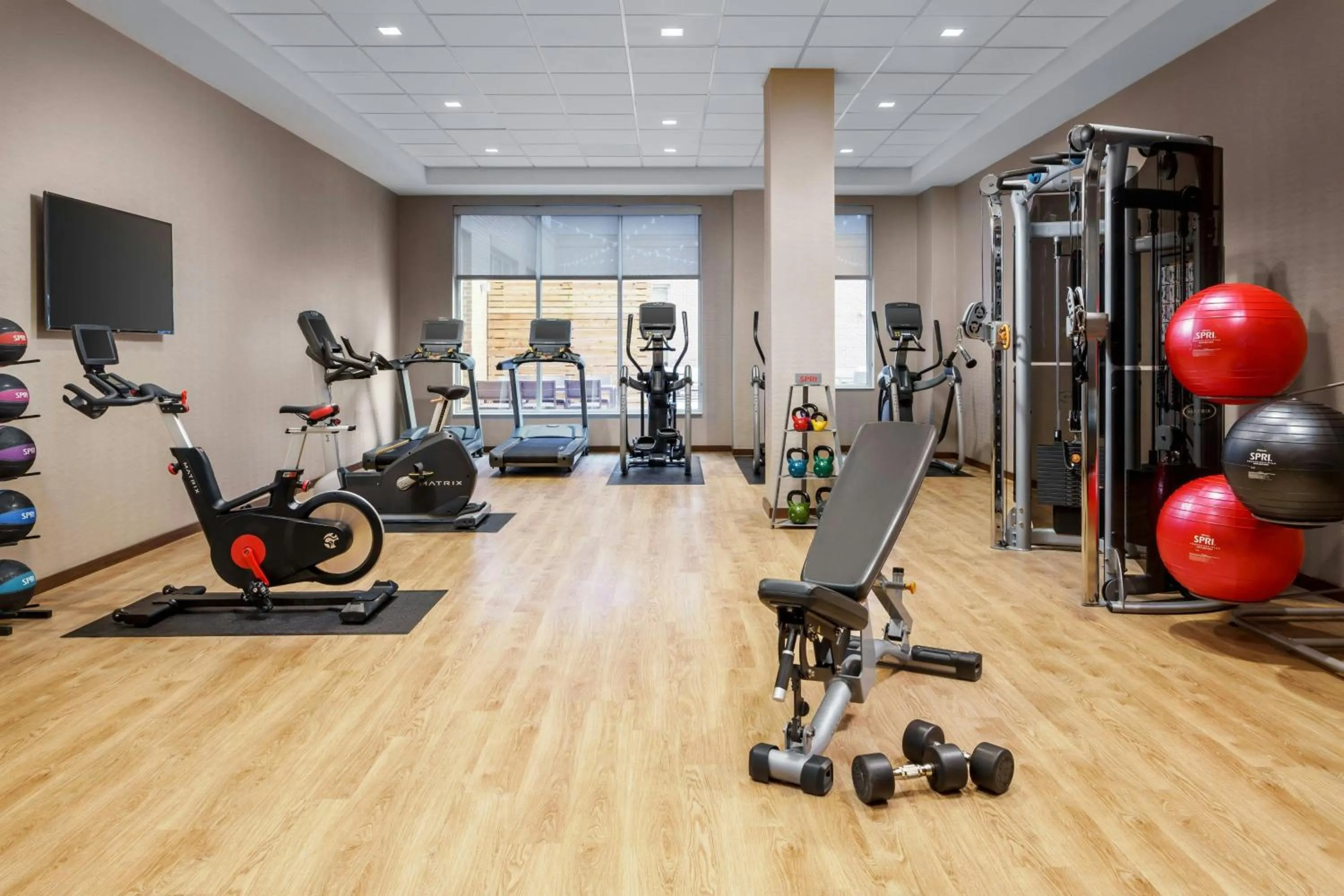 Fitness centre/facilities in AC Hotel by Marriott Chapel Hill Downtown