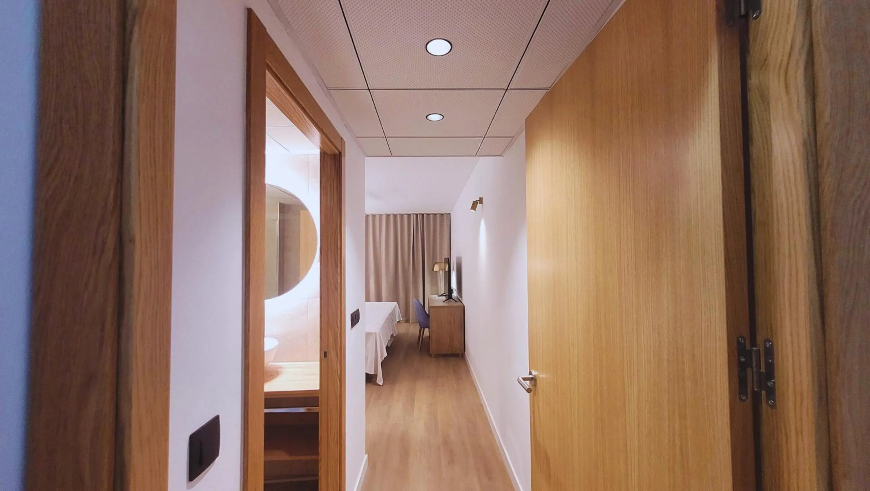 Twin Room in Ohtels Vil·la Romana