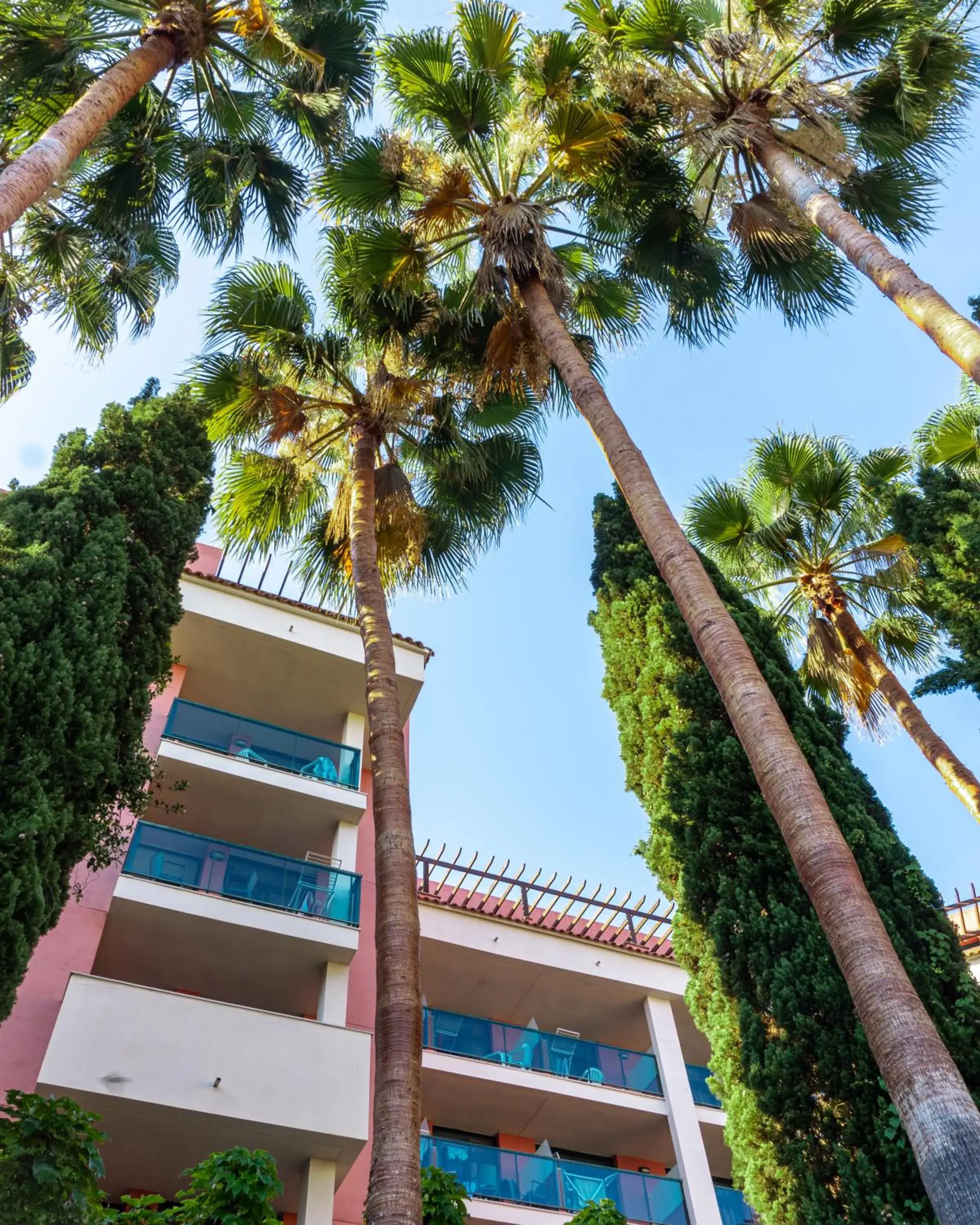 Property building in Ohtels Vil·la Romana Property building in Ohtels Vil·la Romana