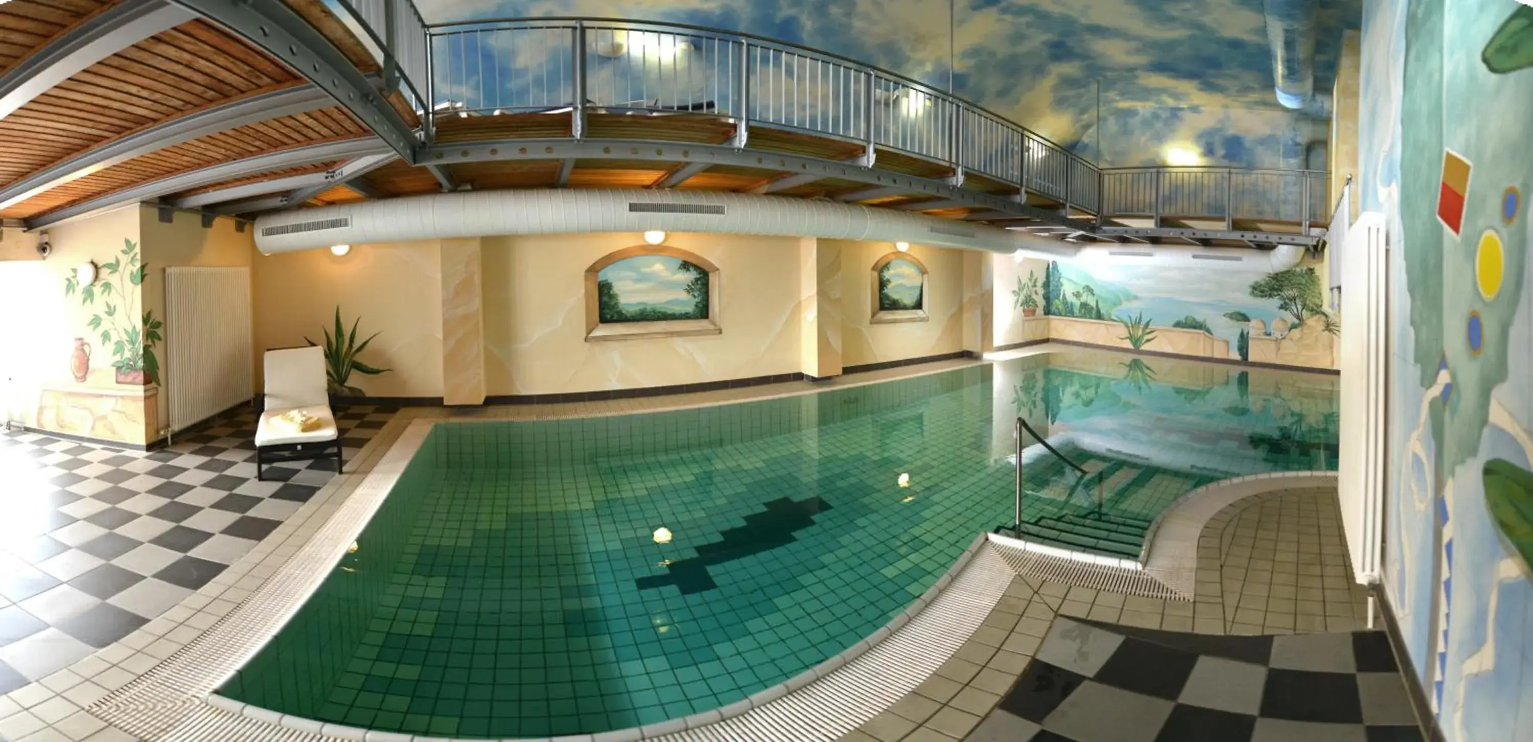 , Swimming Pool in Hotel Randsbergerhof