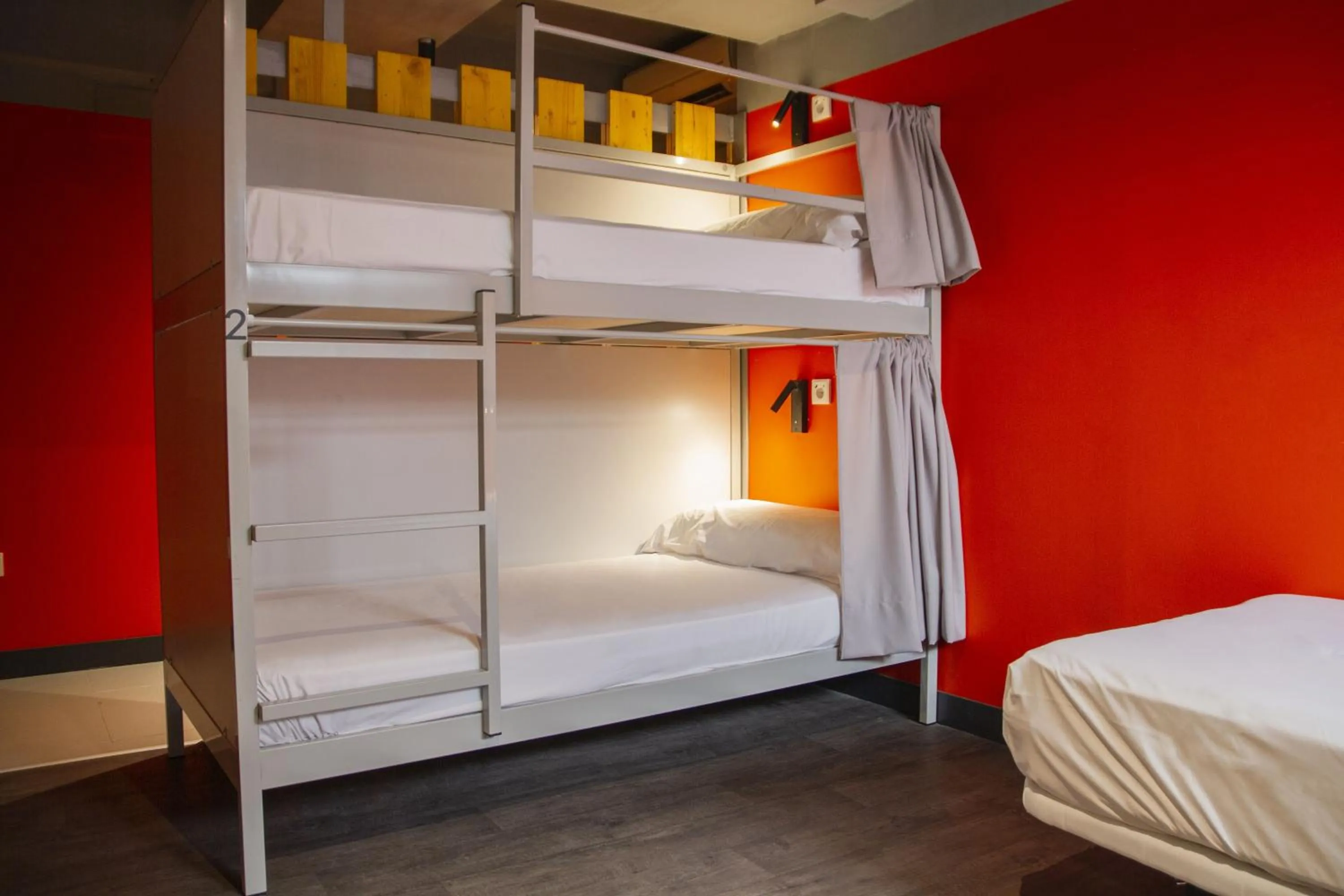 Bed in Youth Hostel Center Valencia