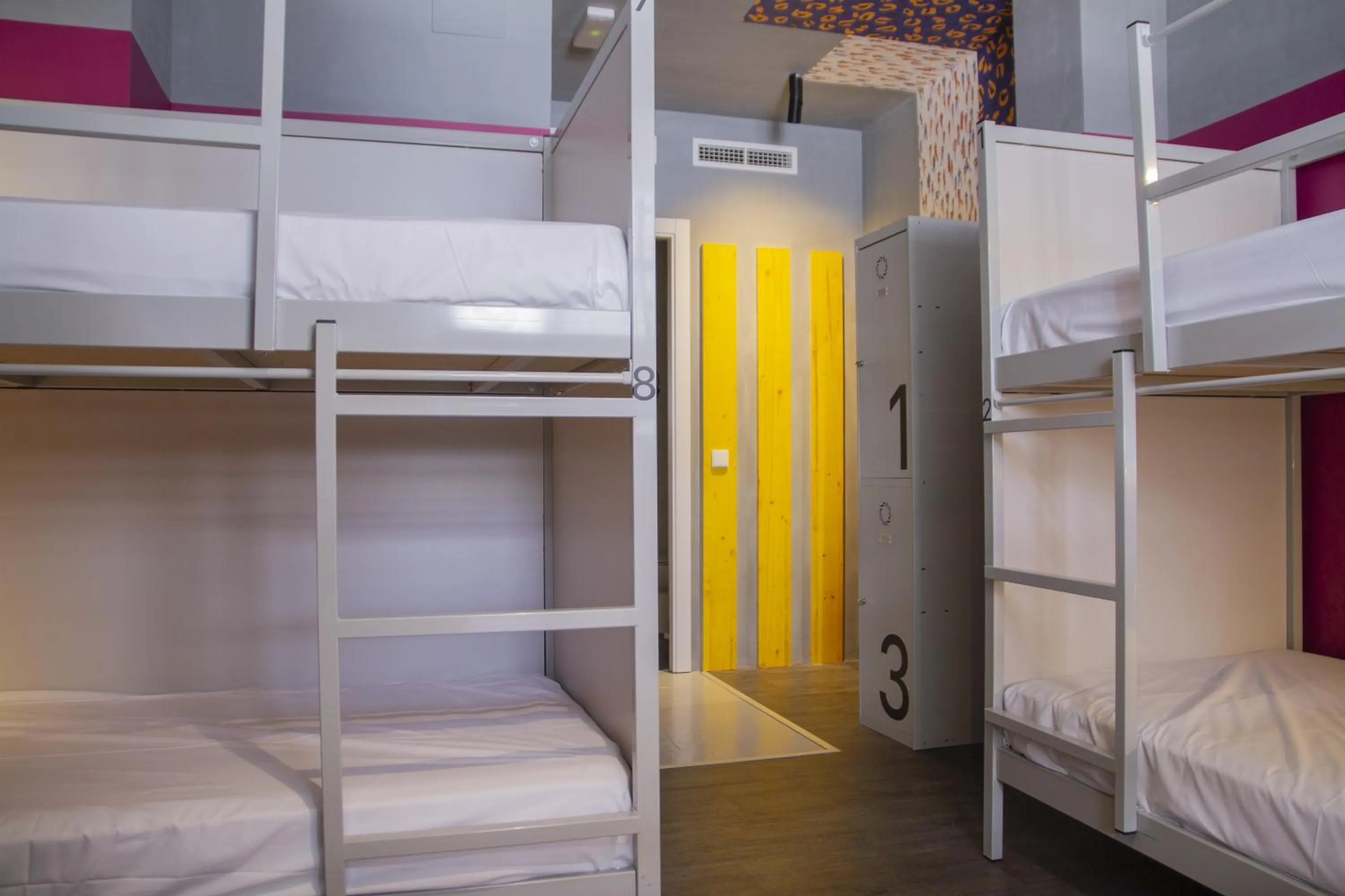 Photo of the whole room, Bed in Youth Hostel Center Valencia