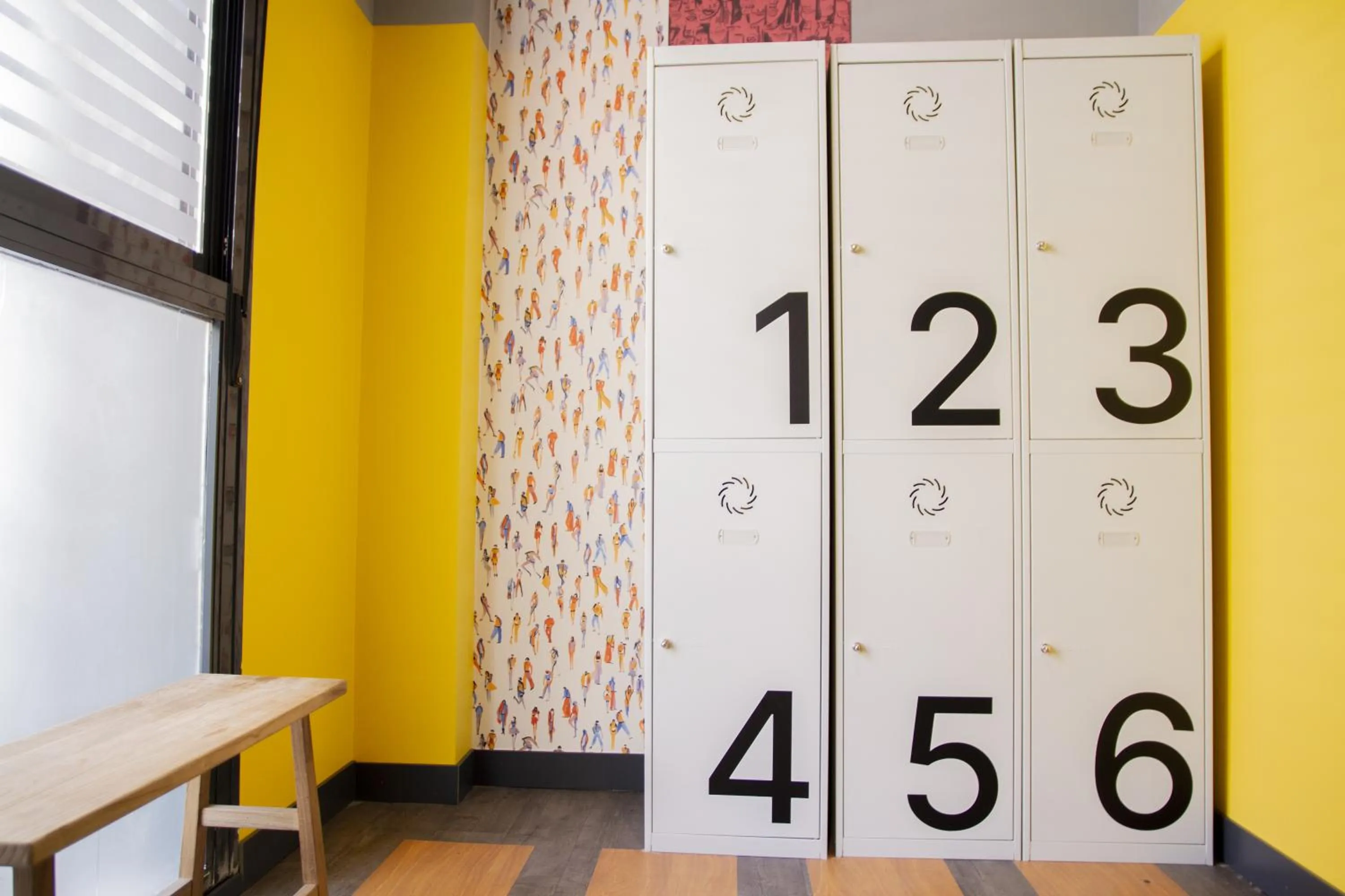 locker in Youth Hostel Center Valencia