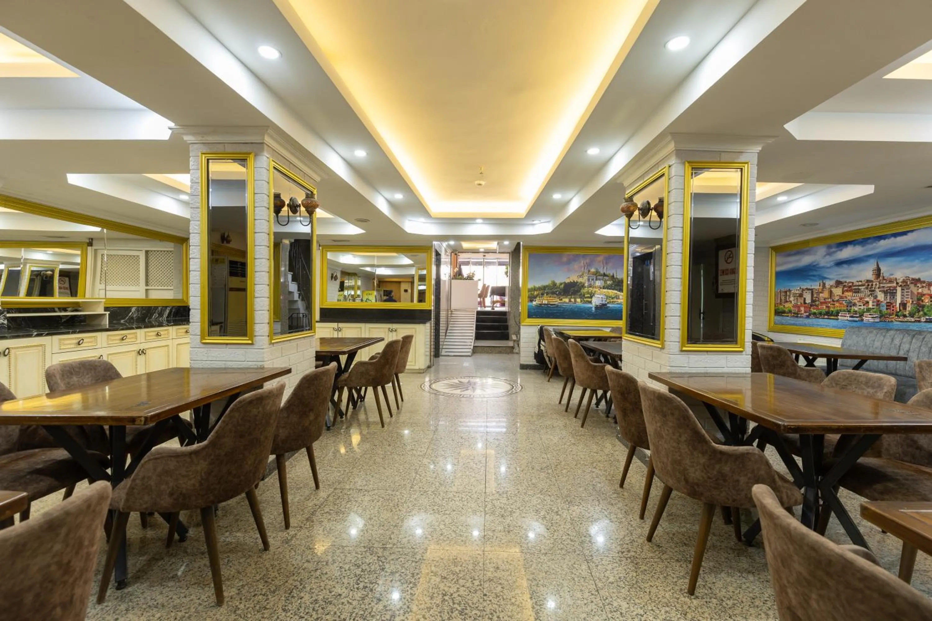 Restaurant/places to eat in Seher HOTEL