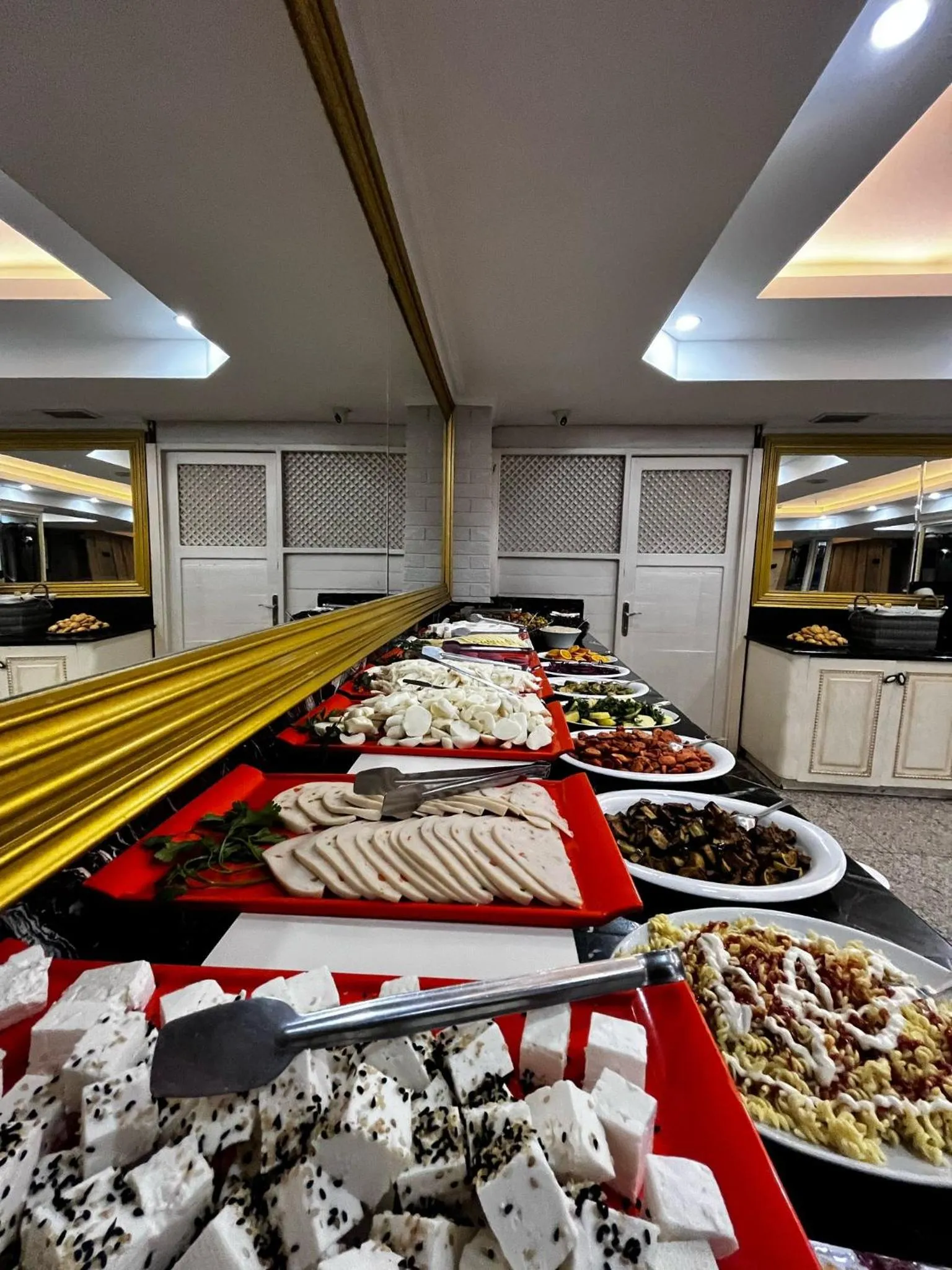 Kitchen or kitchenette in Seher HOTEL