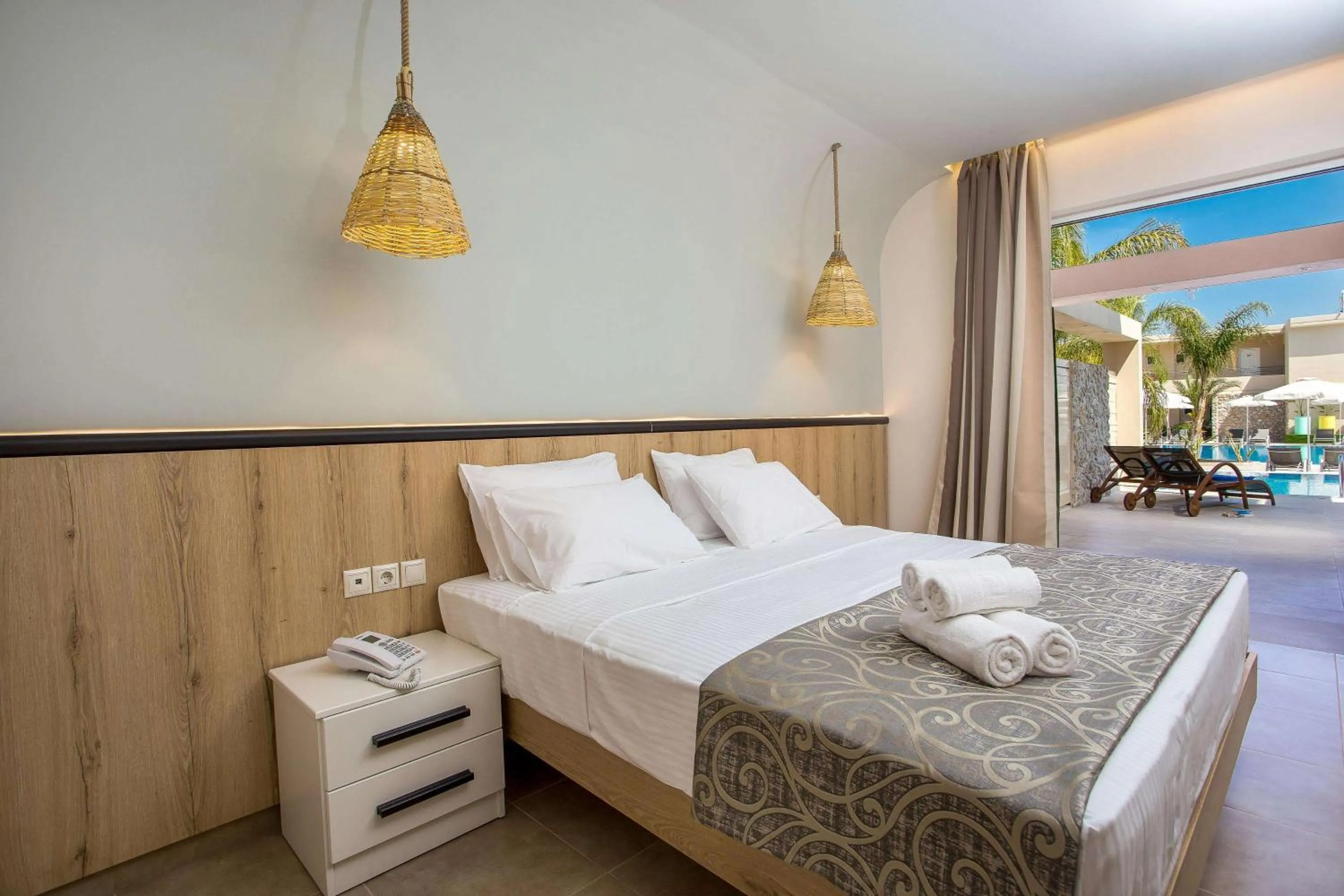 Bed in Venezia Resort Hotel & Spa