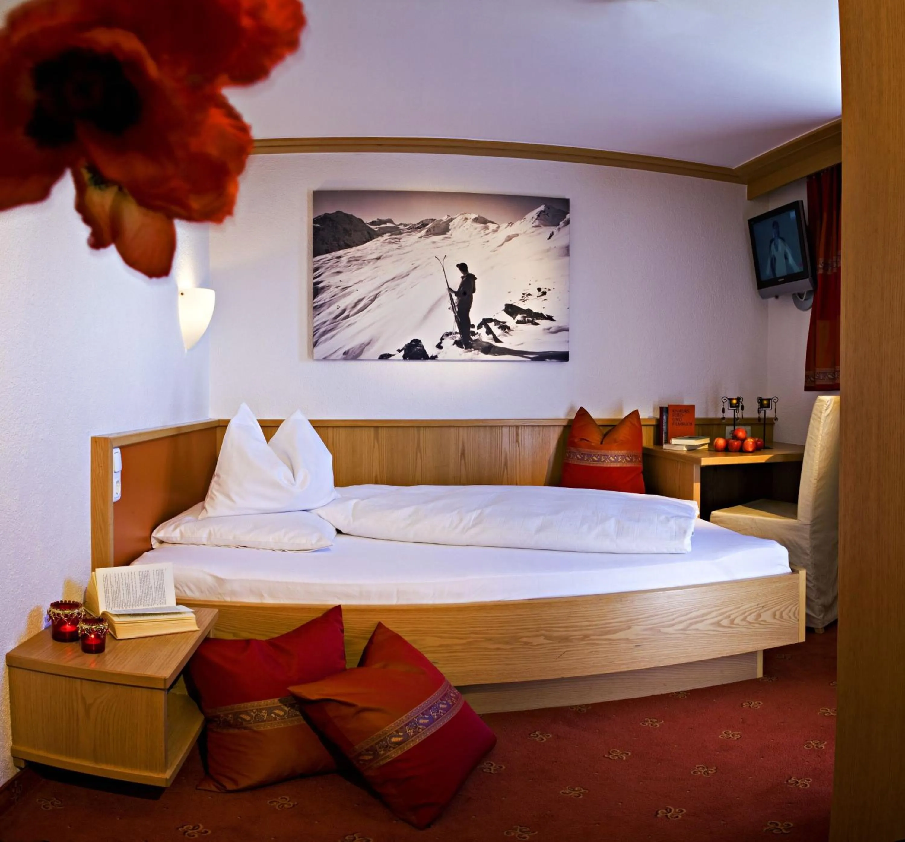 Bed in Hotel Alpenfriede
