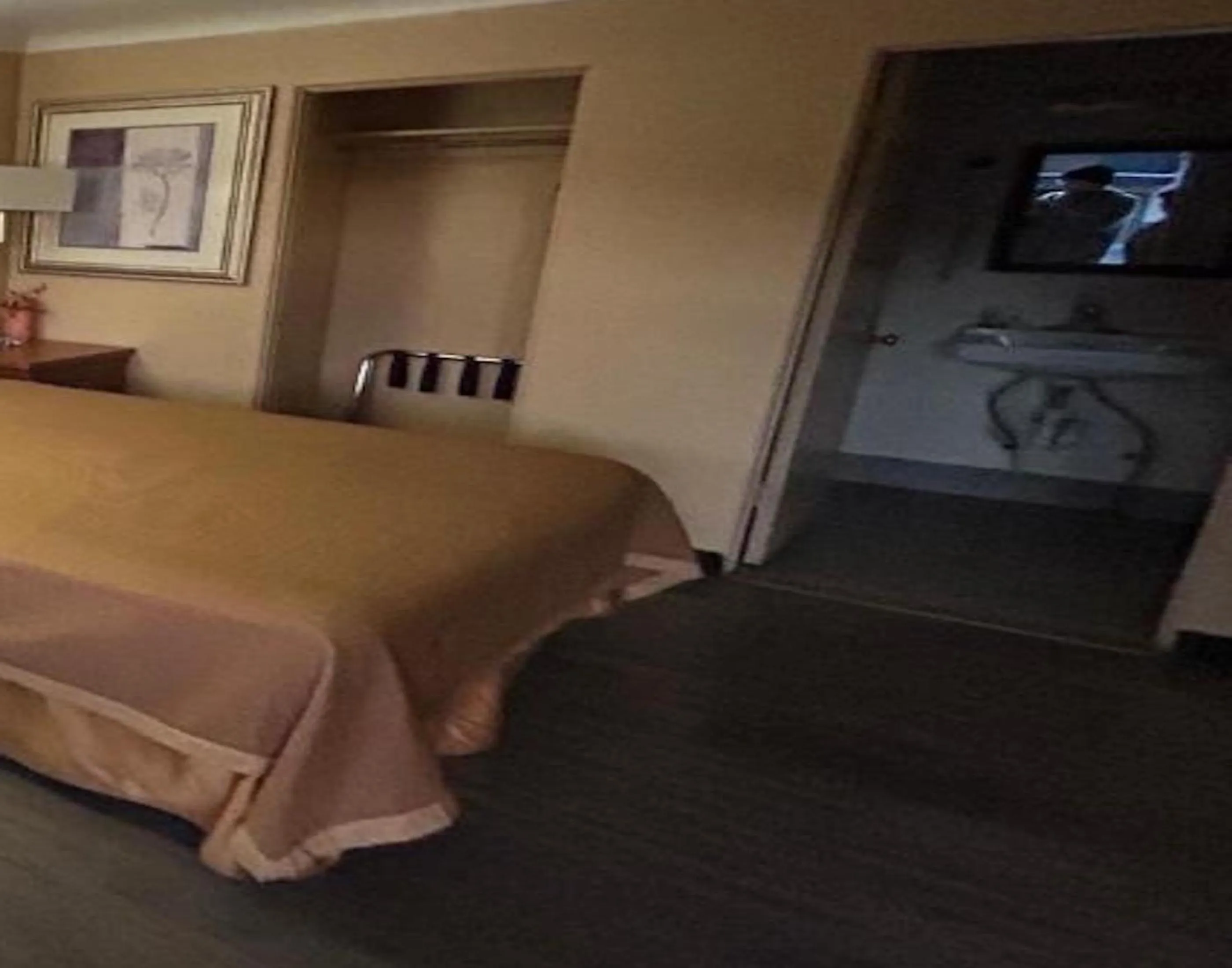 Bed in Motel 6 Williams AZ Historic Route 66