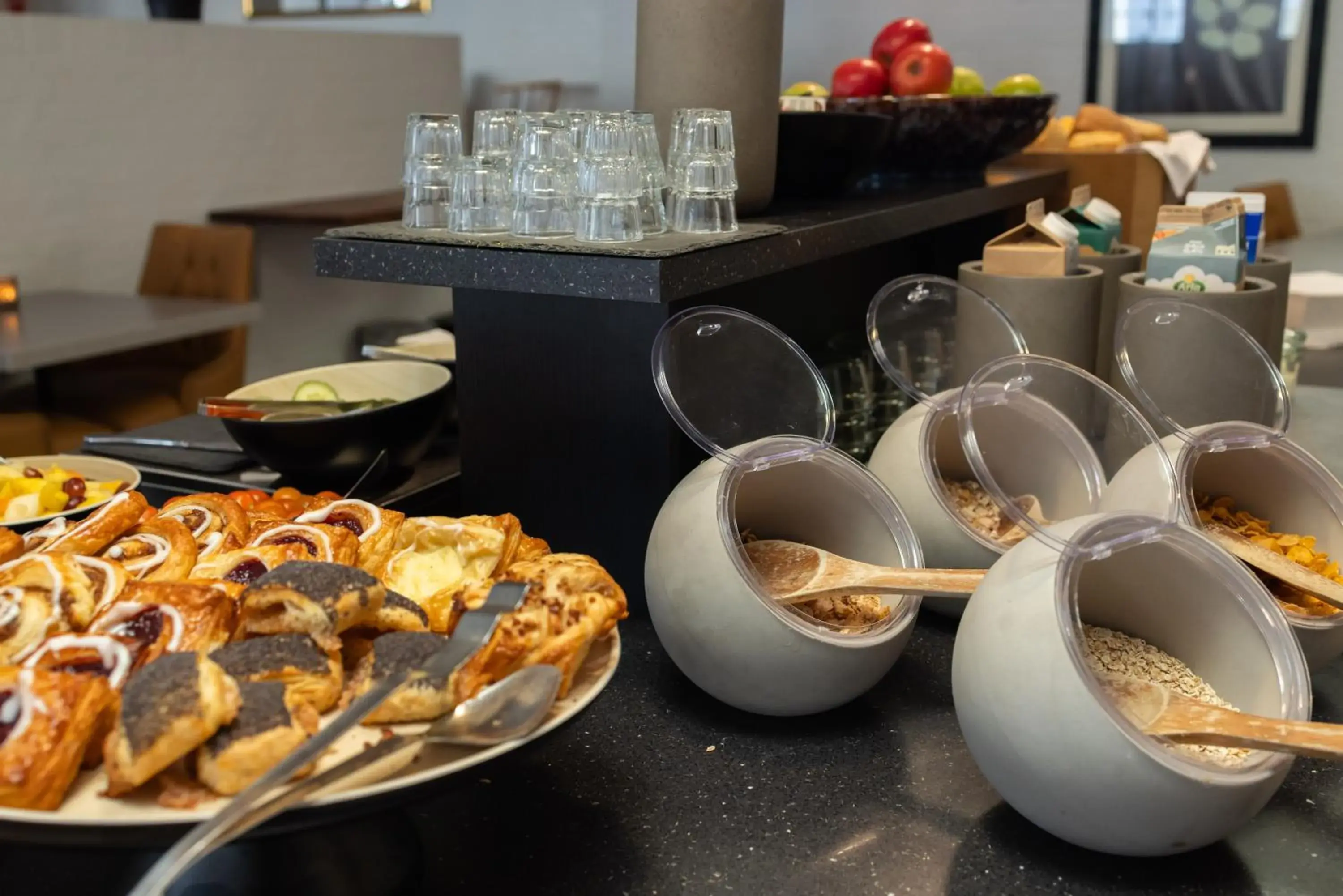 Buffet breakfast in Milling Hotel Gestus Buffet breakfast in Milling Hotel Gestus