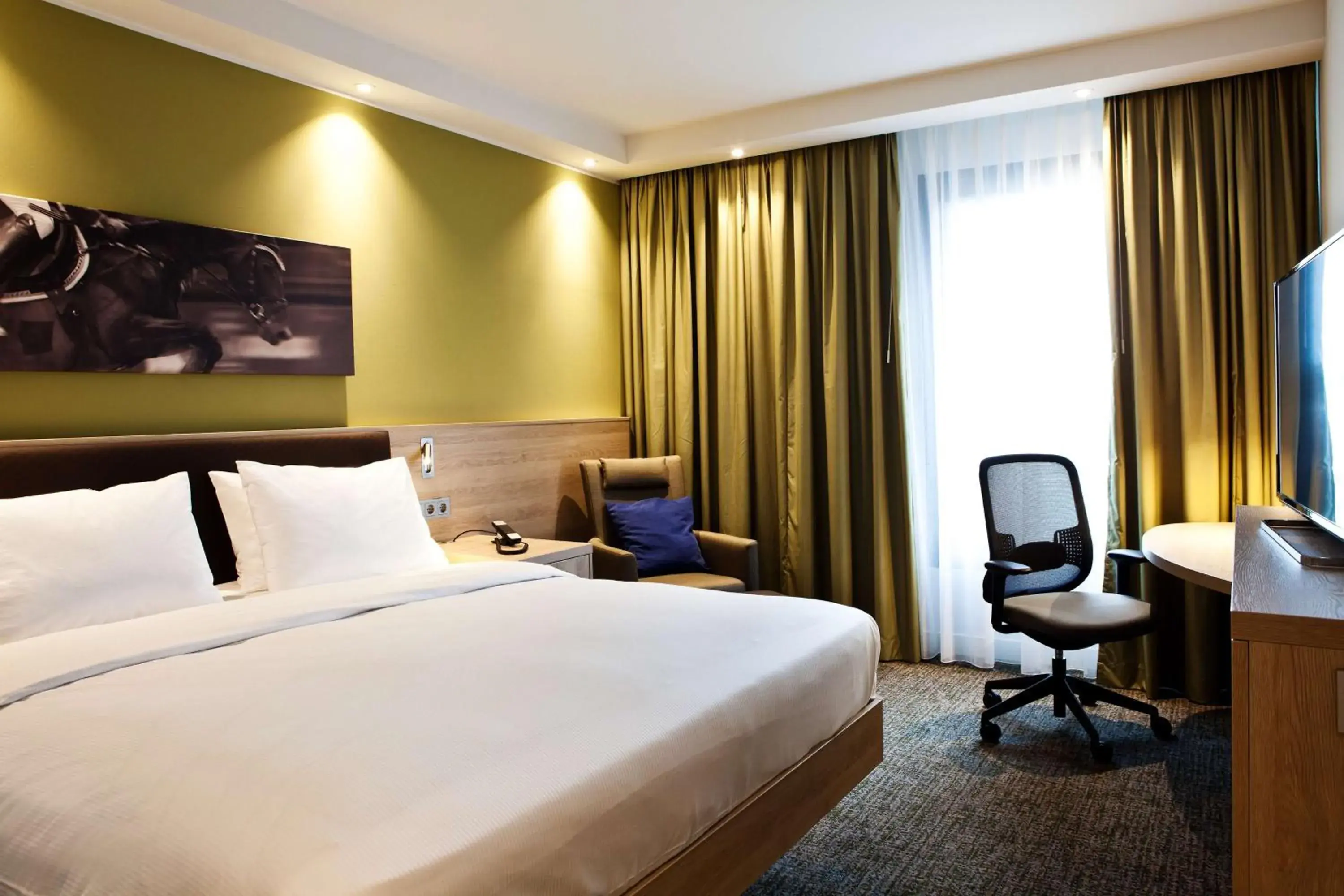 Bedroom, Bed in Hampton By Hilton Aachen Tivoli Bedroom, Bed in Hampton By Hilton Aachen Tivoli