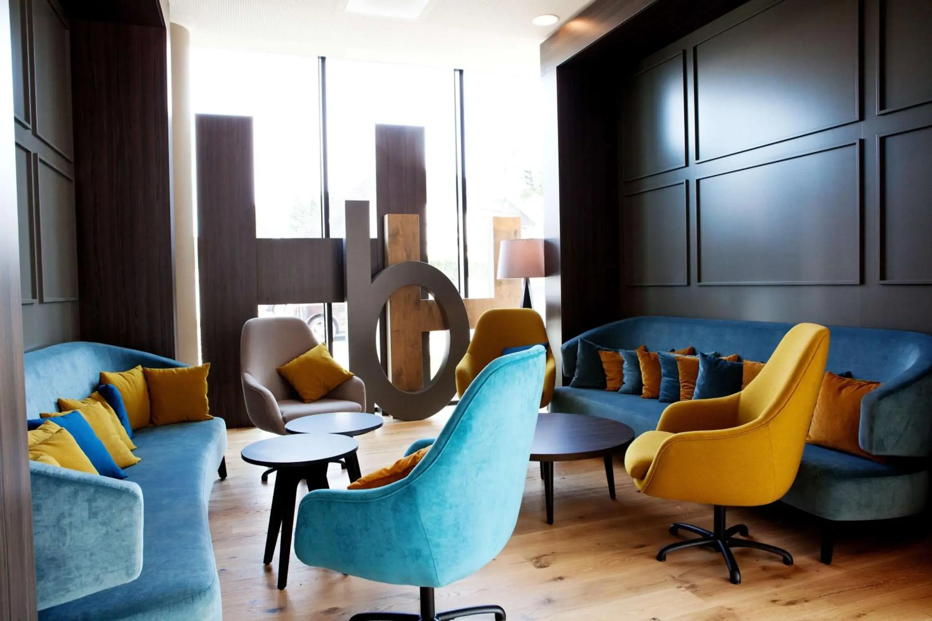 Lobby or reception in Hampton By Hilton Aachen Tivoli Lobby or reception in Hampton By Hilton Aachen Tivoli