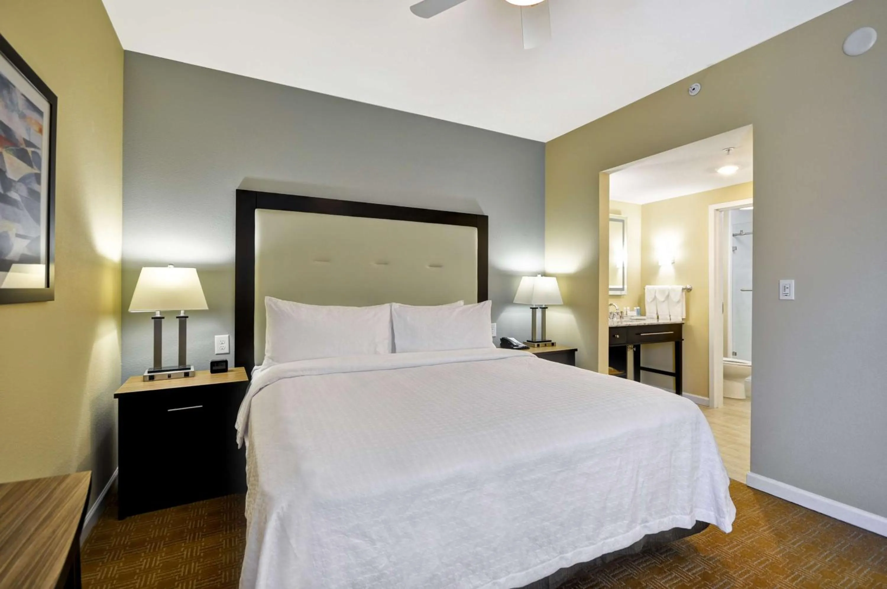 Photo of the whole room, Bed in Homewood Suites By Hilton Augusta Gordon Highway