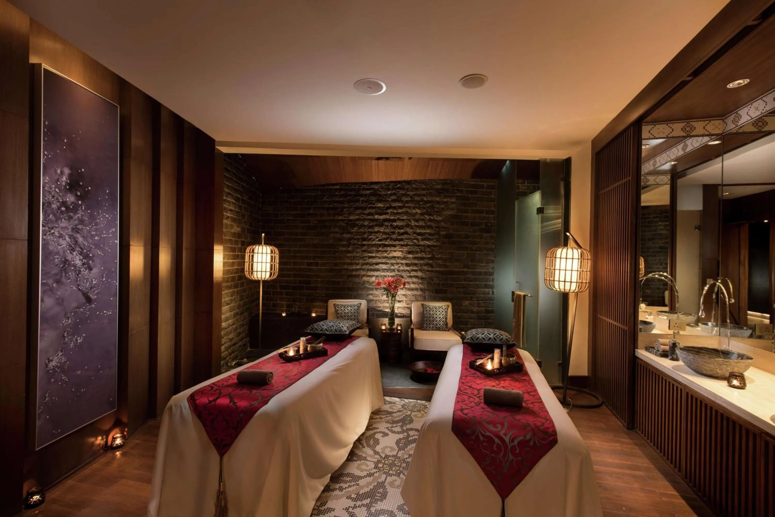 Spa and wellness centre/facilities in Conrad Bengaluru