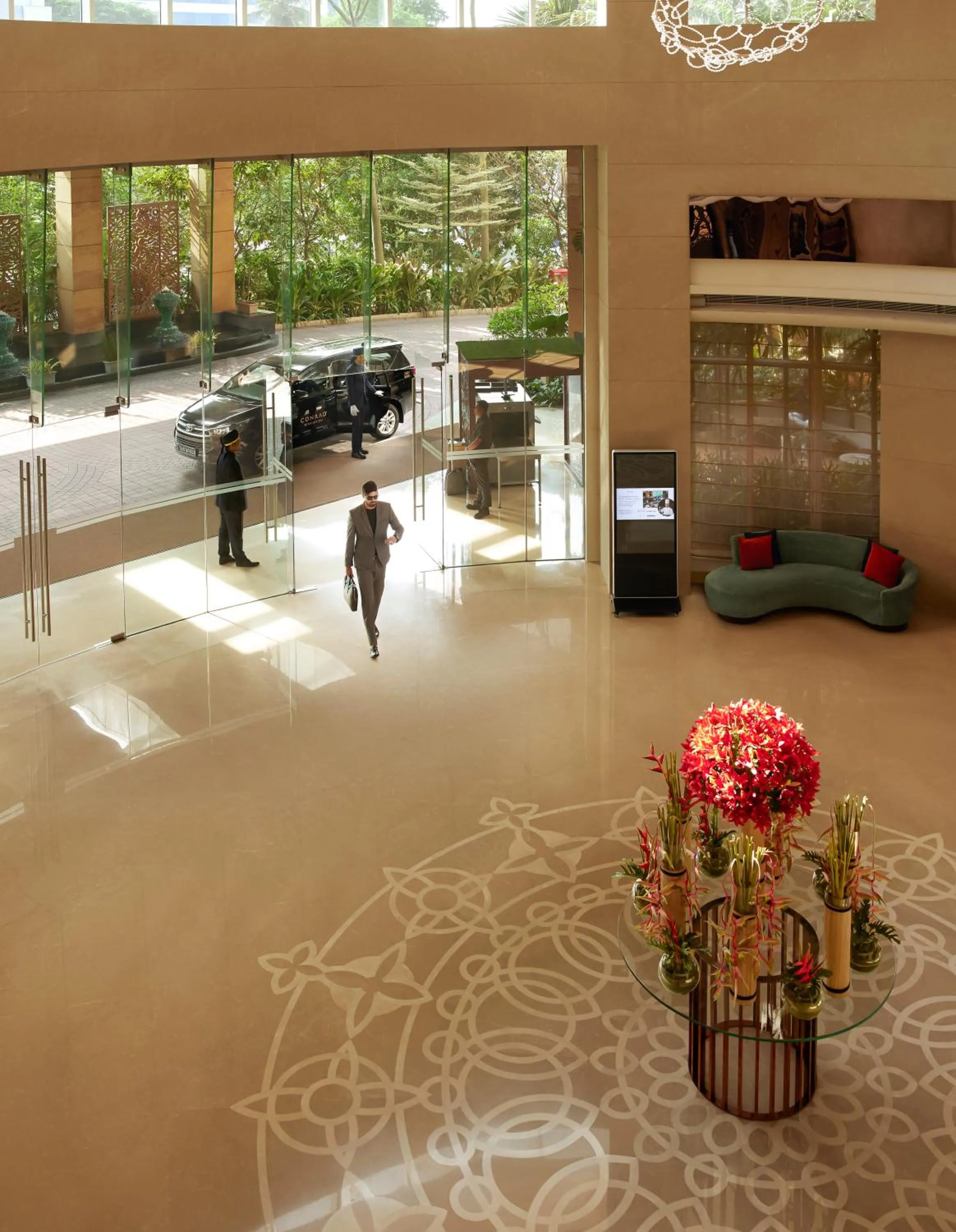 Lobby or reception in Conrad Bengaluru