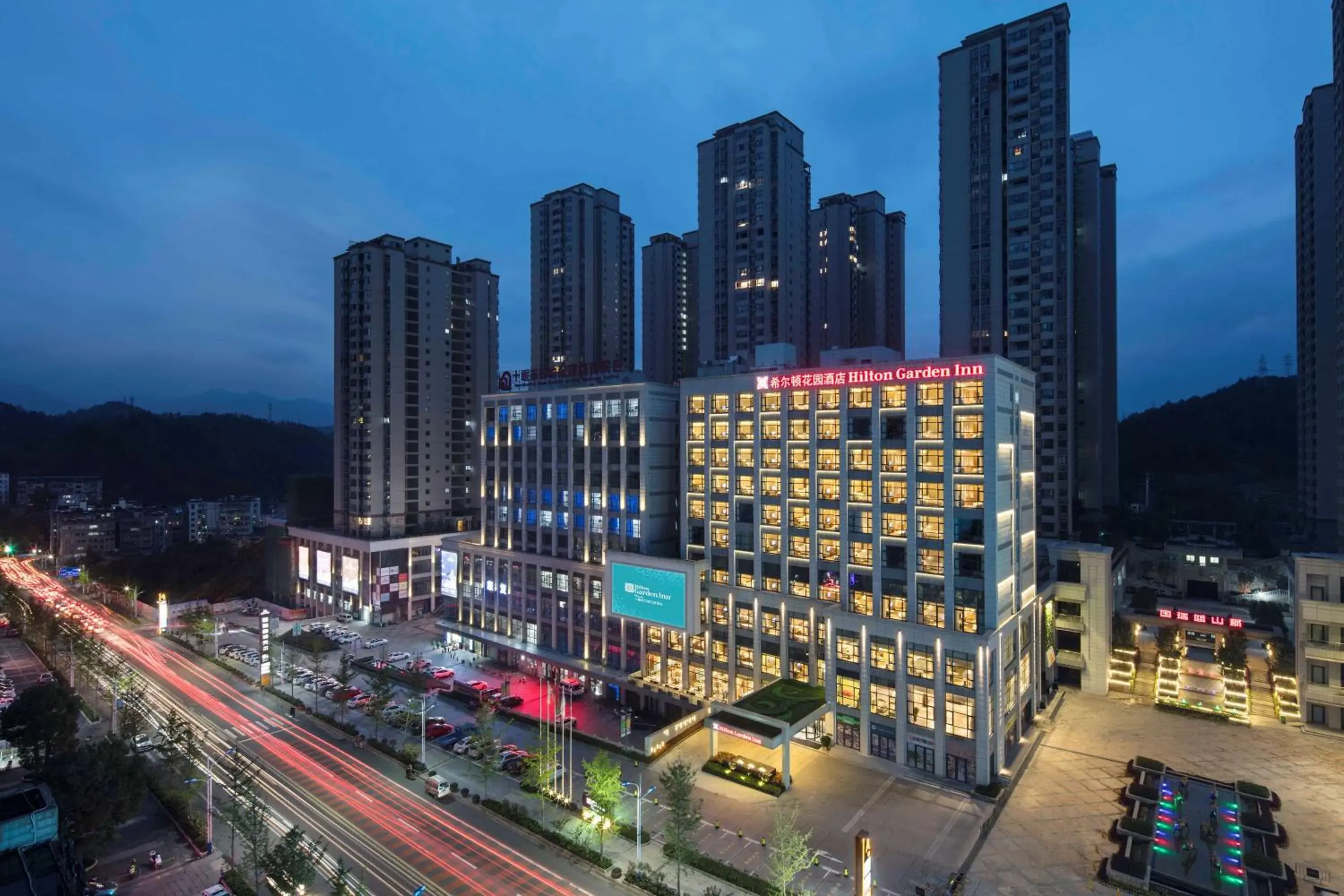 Property building in Hilton Garden Inn Shiyan Property building in Hilton Garden Inn Shiyan