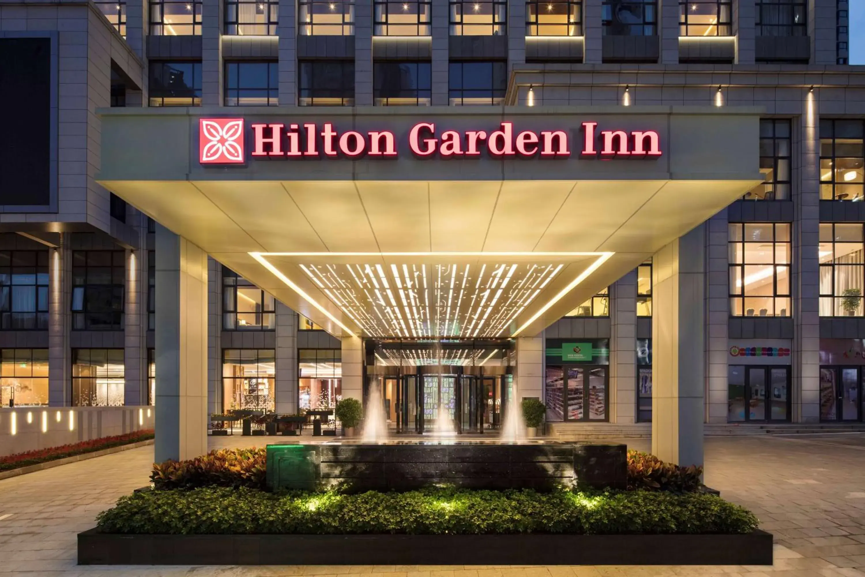 Property building in Hilton Garden Inn Shiyan Property building in Hilton Garden Inn Shiyan