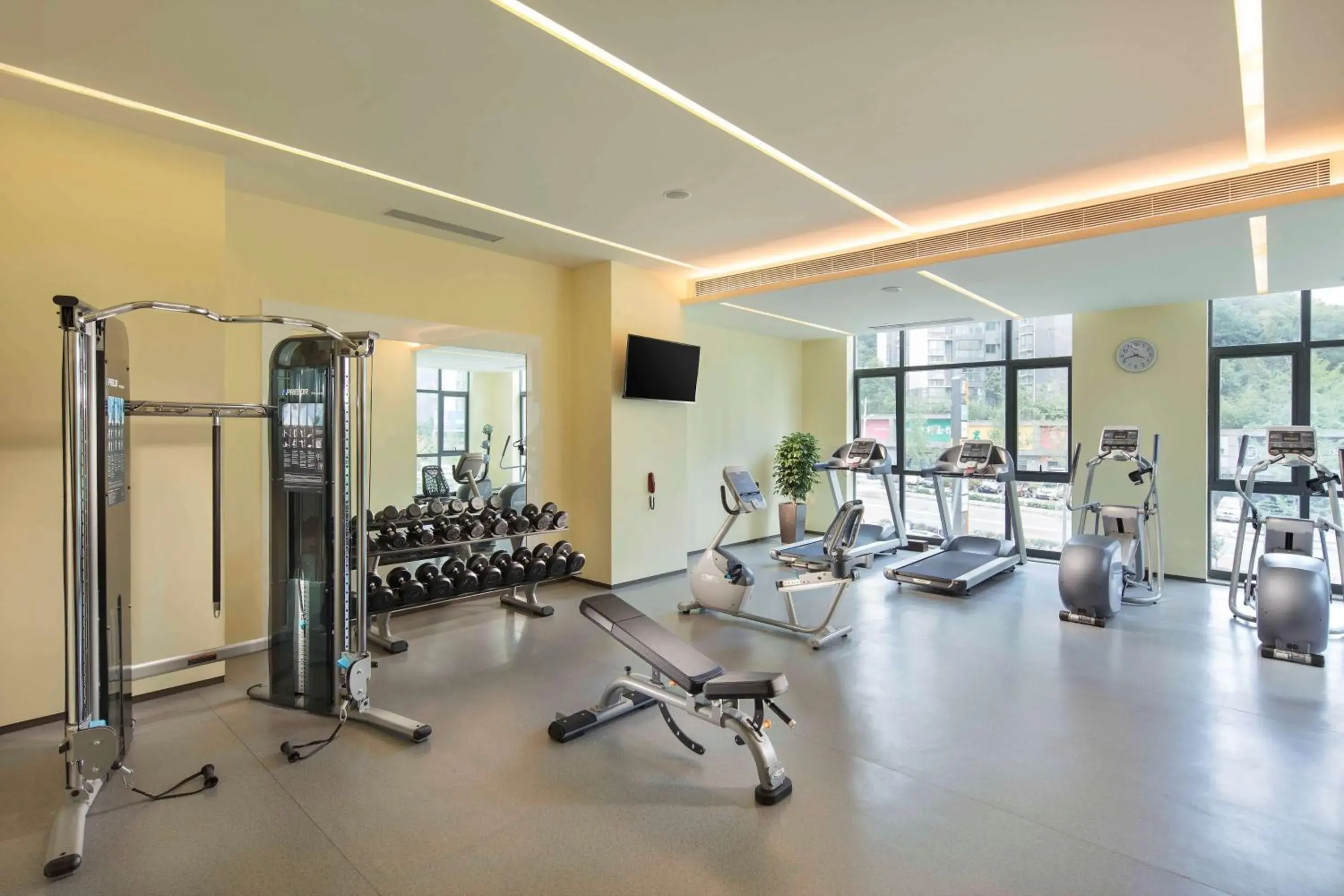Fitness centre/facilities in Hilton Garden Inn Shiyan Fitness centre/facilities in Hilton Garden Inn Shiyan