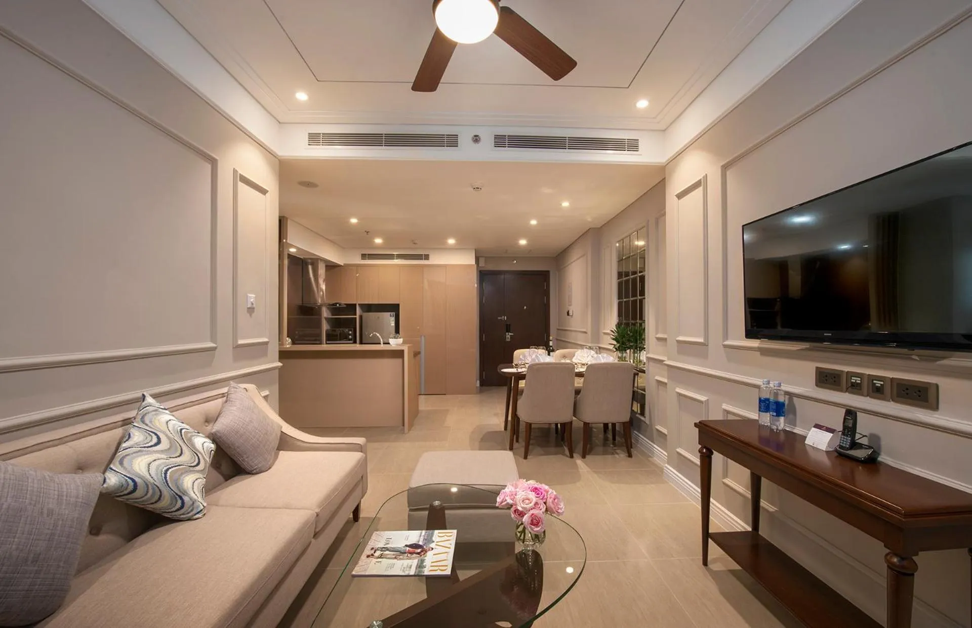 TV and multimedia in Altara Suites Da Nang by AHG