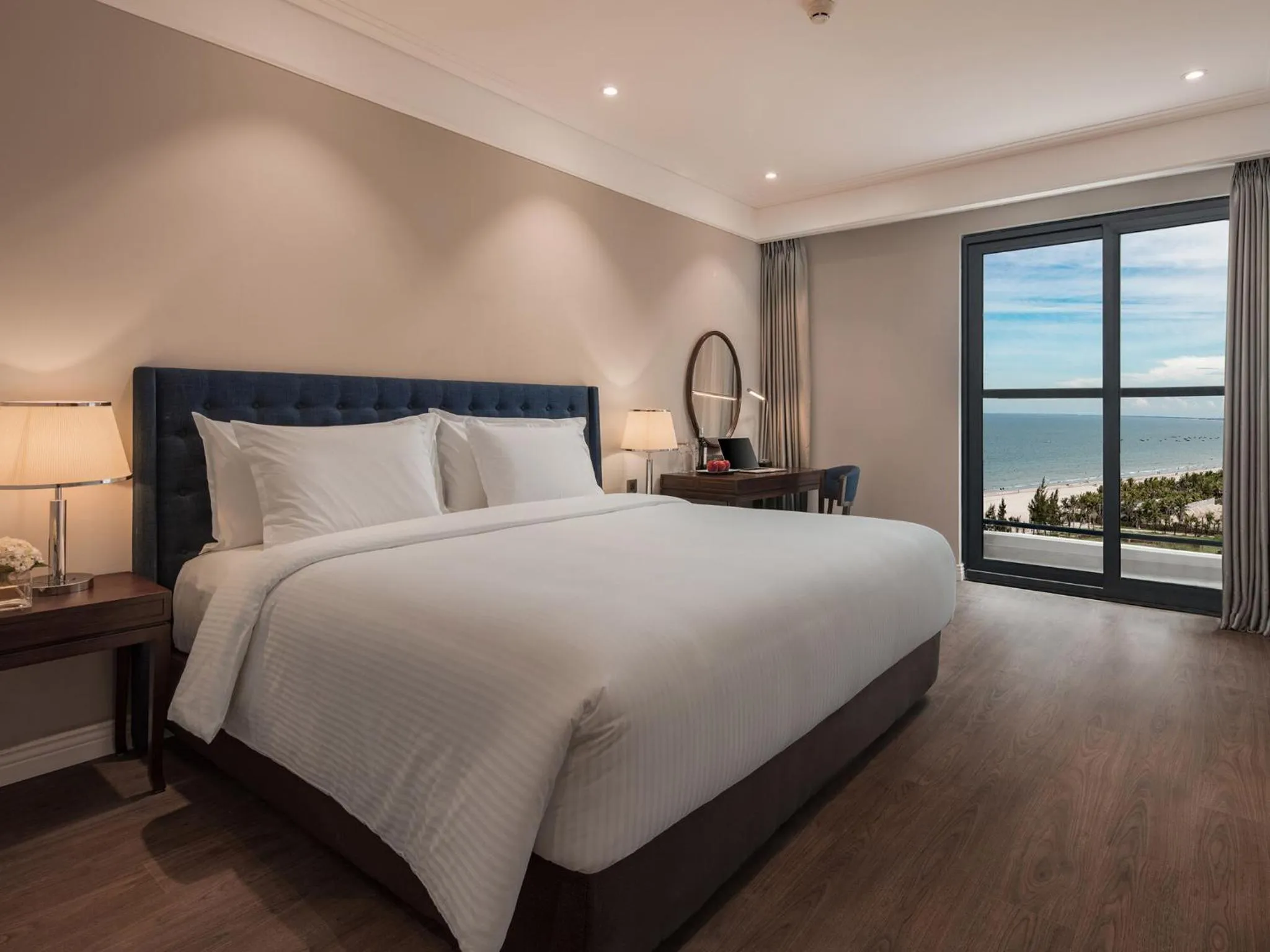 Balcony/Terrace, Bed in Altara Suites Da Nang by AHG